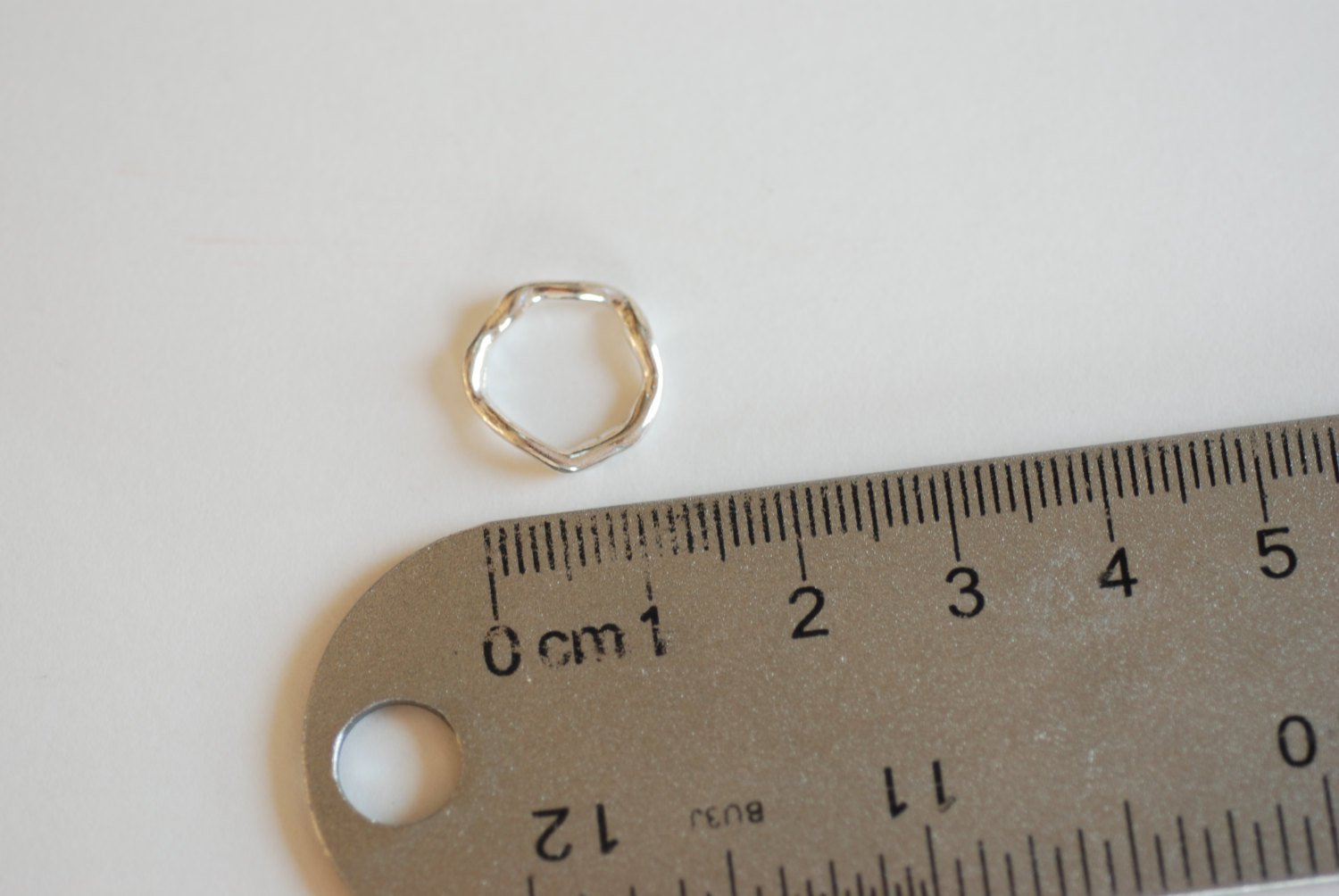 2pcs Sterling Silver Wavy Open Circle Charm- 925 Silver, 15mm Twist round link ring, spacer, connector, link, Silver Ring Connector, 32 - HarperCrown