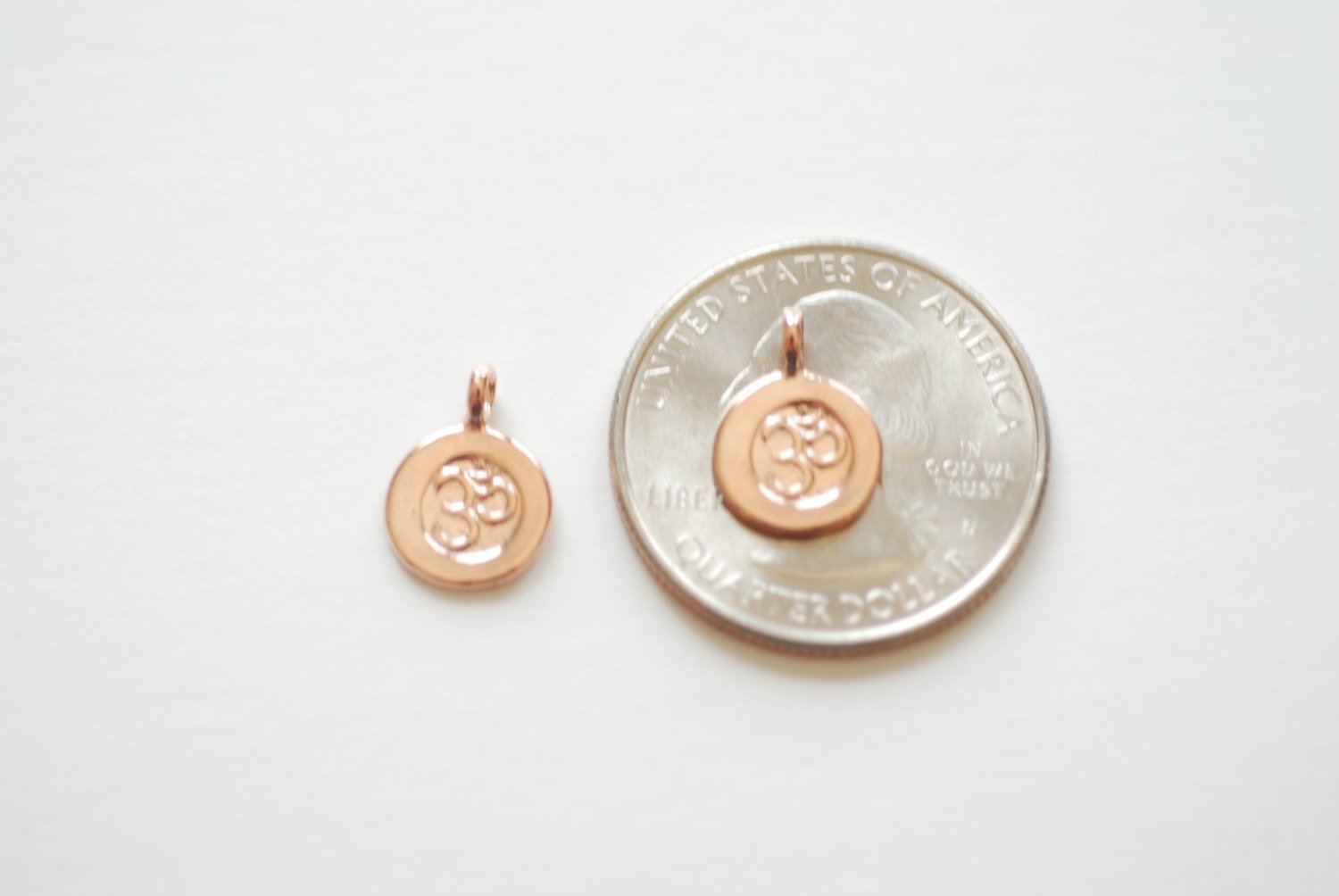 2pcs Vermeil Rose Gold Spiritual Yoga Ohm Om Symbol Charm -18kt gold plated Om tag pendants, Pink Rose Gold Yoga Charm, Wholesale Beads, 35 - HarperCrown