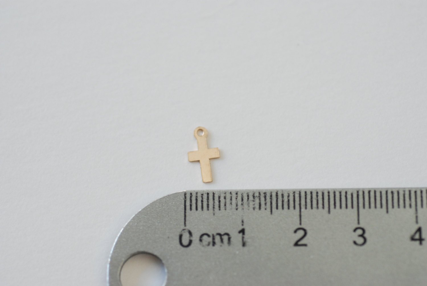 5 pcs Tiny Cross Charm, 14k Gold Filled Cross, Cross Findings, Jewelry Supplies by VermeilSupplies - HarperCrown
