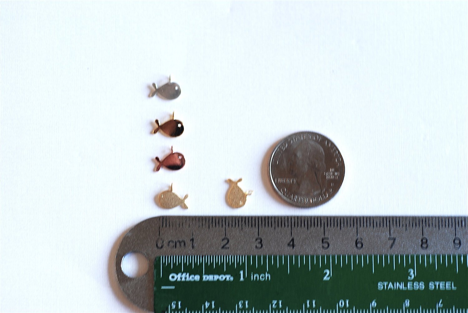 925 Sterling Silver Small Fish Charm- Sterling Silver School of Fish Charm, Silver Sea Fish Charm, Gold Fish Charm, Ocean Fish, beads, 271 - HarperCrown