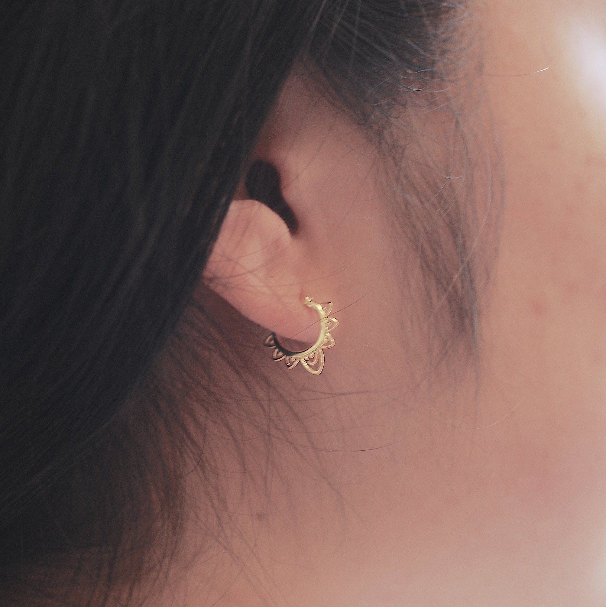 Boho Leaf Circle Small Geometric Earrings - 925 Sterling Silver 16K Gold Plated B243 - HarperCrown