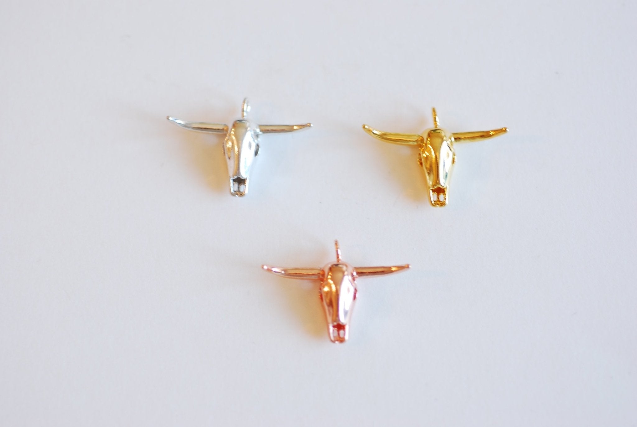 Buffalo Head Pendant- Vermeil 22k Gold plated 925 Sterling Silver, Bison Head Charm, Ox Head Charm, Indian Head Charm, Horn, Cattle, 404 - HarperCrown