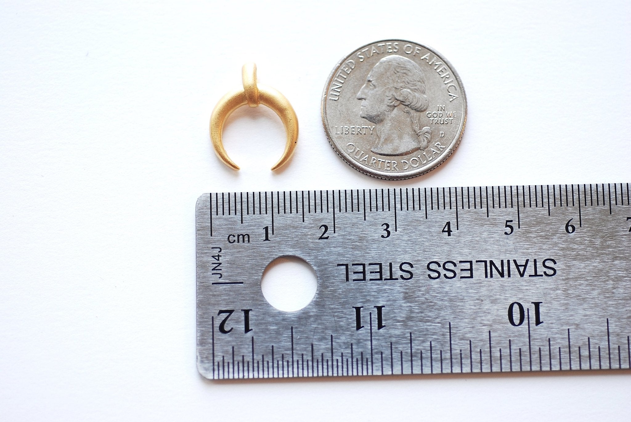 Crescent Moon Pendant Charm - 18k gold plated over 925 Sterling Silver, Half Moon Charm, Horn, Tusk, Diy Craft Jewelry Parts, J279 - HarperCrown