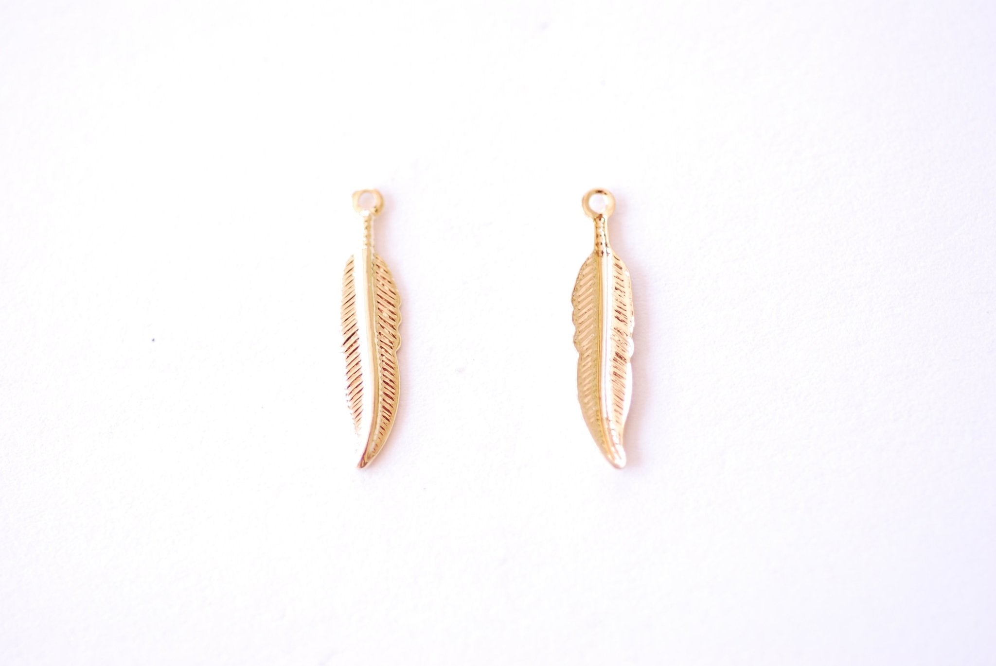 Feather Charm | 16k Gold Plated over Brass | Dainty Leaf Pendant HarperCrown Wholesale B324 - HarperCrown