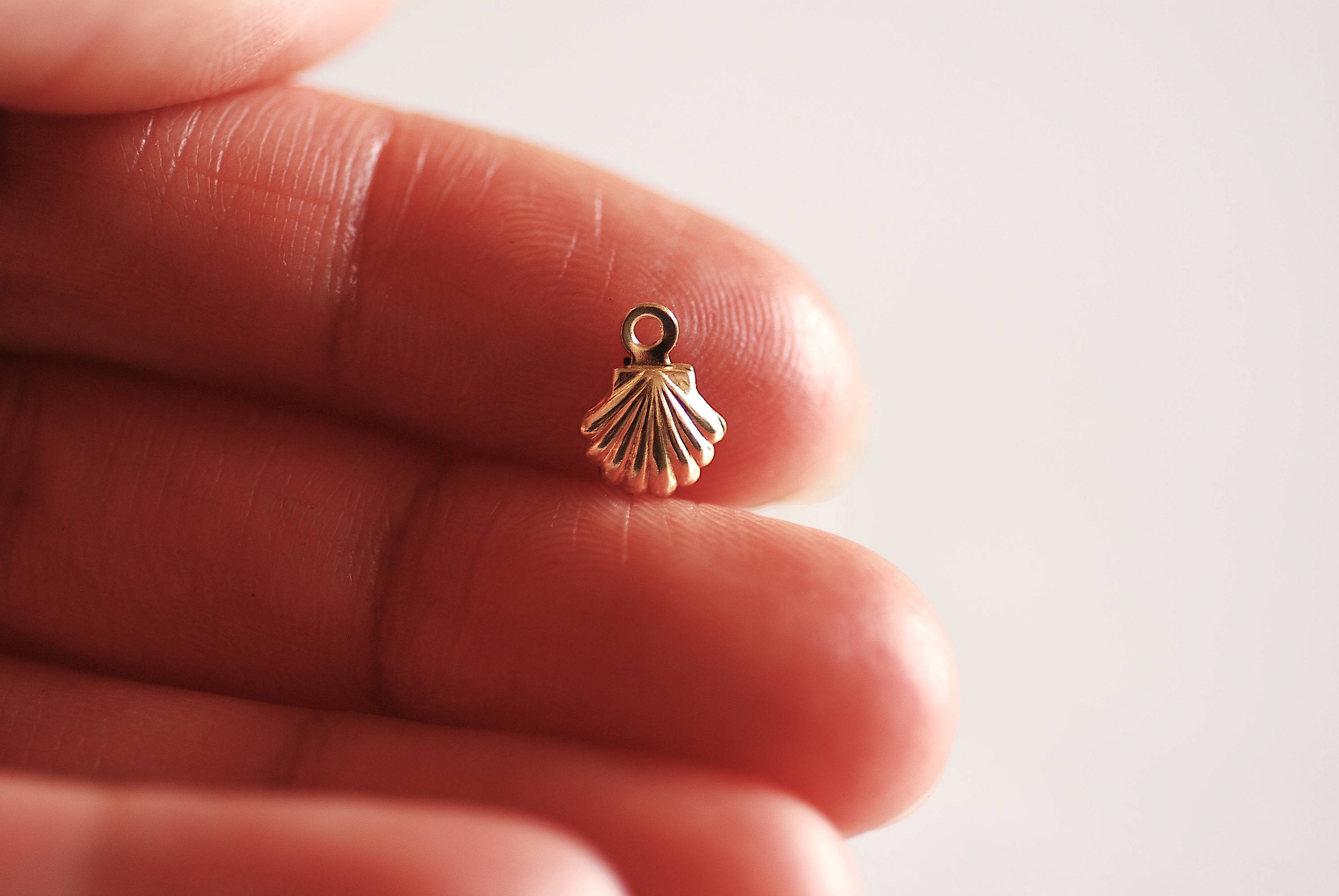 Small Seashell Charm, Wholesale, 14/20 Gold-Filled, 8mm x 6mm, Beach Sea Life Marine Clam Oyster Shell