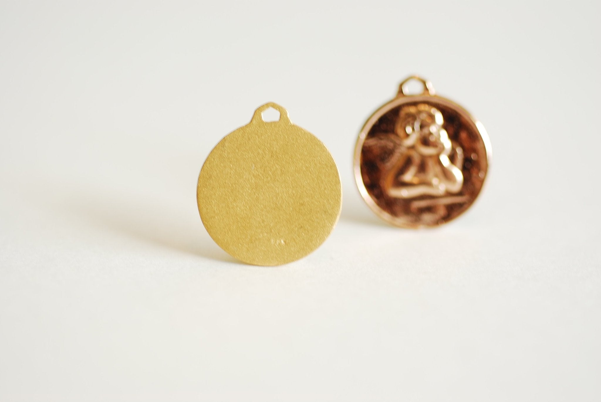 Large Angel Face Vermeil Gold Round Charm - gold disc, angelic cupid with wings pendant, circle disk, Angel Charm Pendant, Coin Charm, 408 - HarperCrown