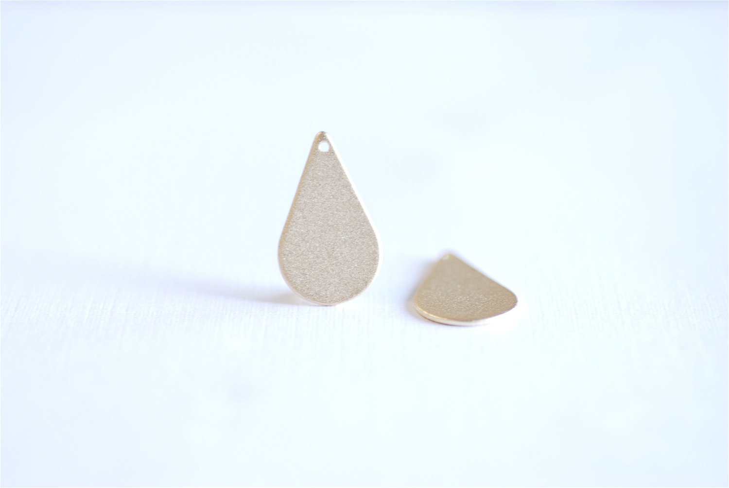 Matte Vermeil Gold Teardrop Charm Pendant- 22k gold plated Oval Charm Pendant, Gold Flat Teardrop, Tear drop Charm, Stamping, Beads, 297 - HarperCrown