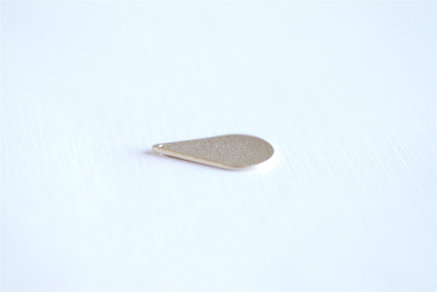 Matte Vermeil Gold Teardrop Charm Pendant- 22k gold plated Oval Charm Pendant, Gold Flat Teardrop, Tear drop Charm, Stamping, Beads, 297 - HarperCrown