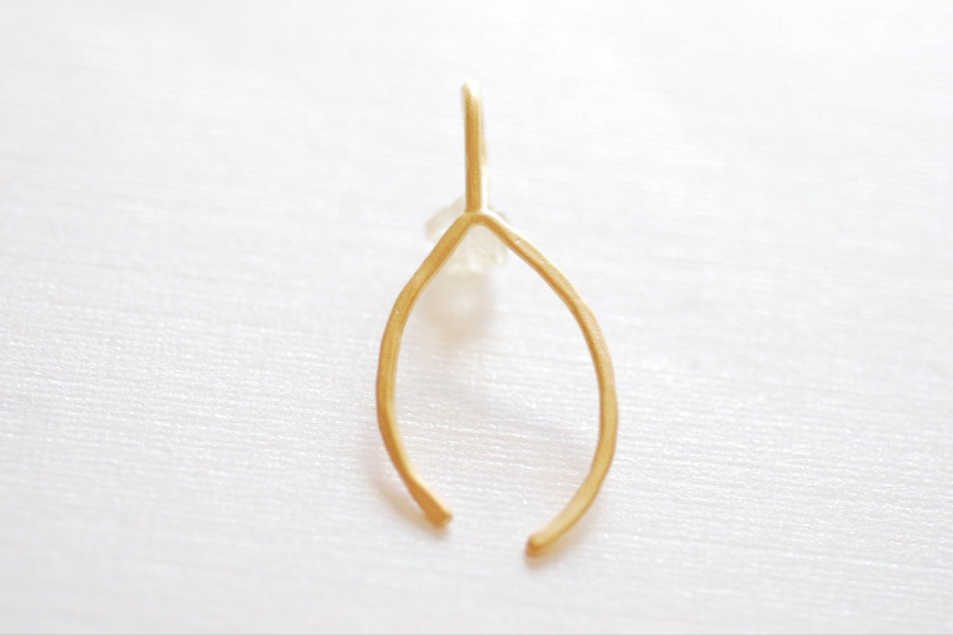 Matte Vermeil Gold Thin Hammered Wishbone Charm- 18k gold plated over Sterling Silver Wishbone, Vermeil Gold Wishbone Pendant Charm, 217 - HarperCrown