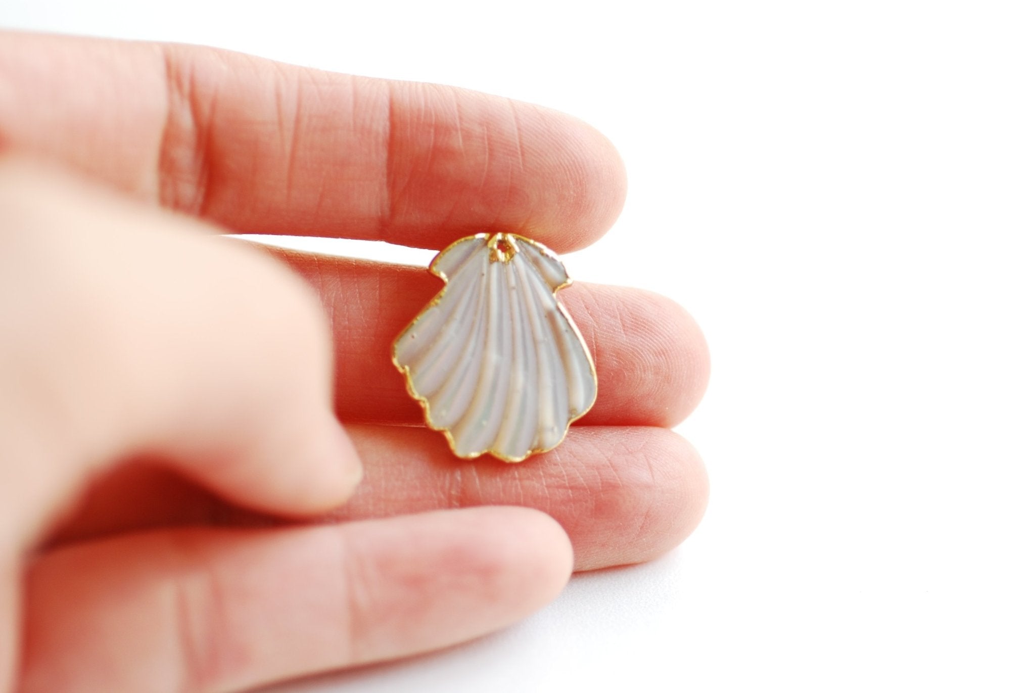 Mother of Pearl Scallop Shell Pendant- 22k Gold Electroplated Rim, Shell Charm, Shell Pendant, Sea Shell, Wholesale Charms, VermeilSupplies - HarperCrown