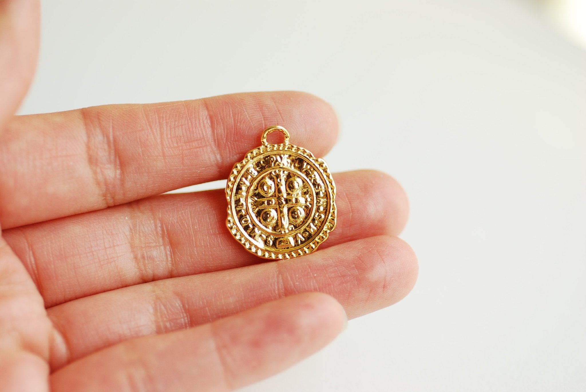 Round Cross Medallion Pendant- Vermeil 18k gold Plated over 925 Sterling Silver, Coin Medallion, Greek Coin, Catholic, Jesus Christ, 478 - HarperCrown
