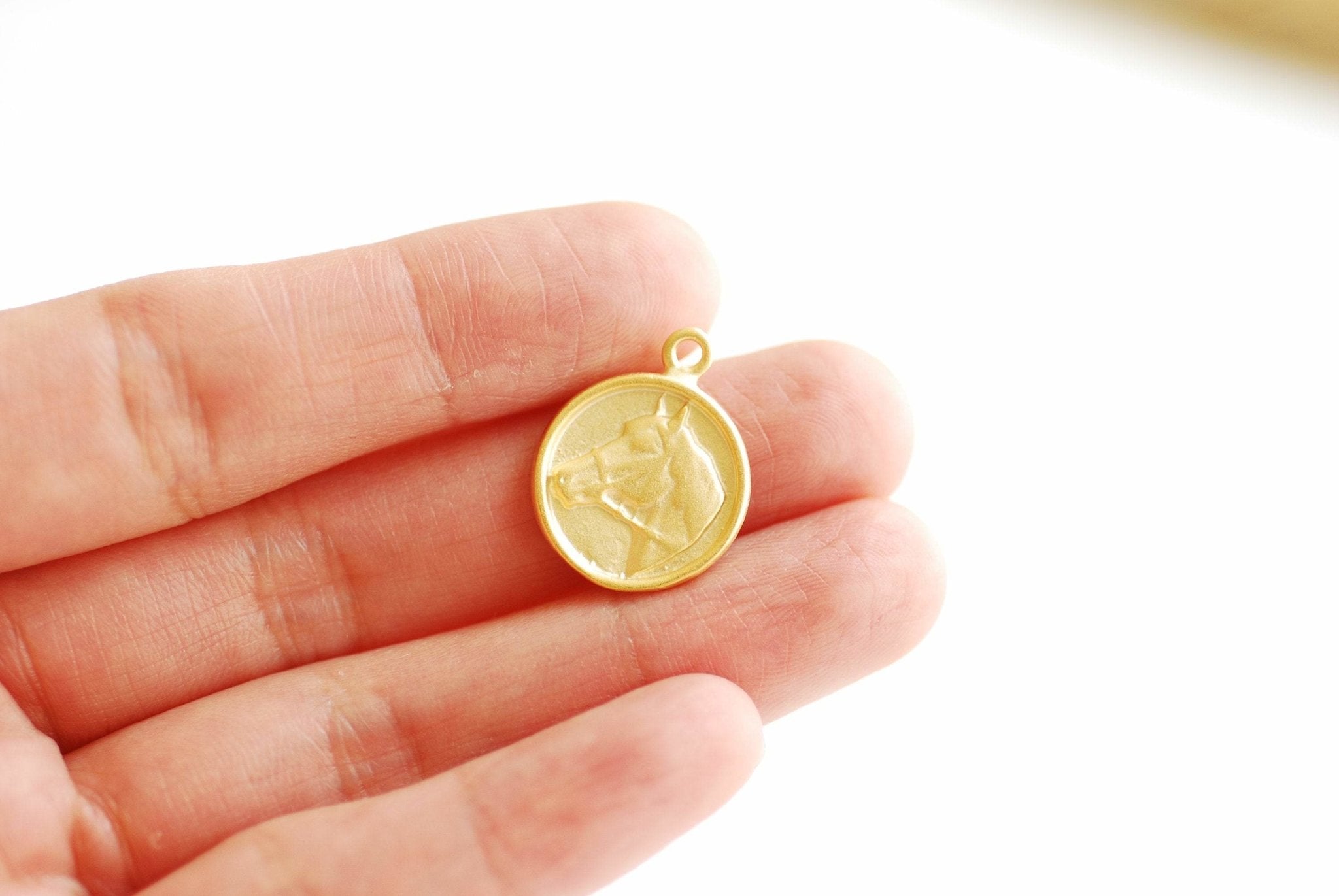 Round Horse Pendant Charm- Vermeil Gold 18k gold plated over 925 Sterling Silver, Gold Horse Charm, Round Disc, Horse Head, Medallion, 472 - HarperCrown