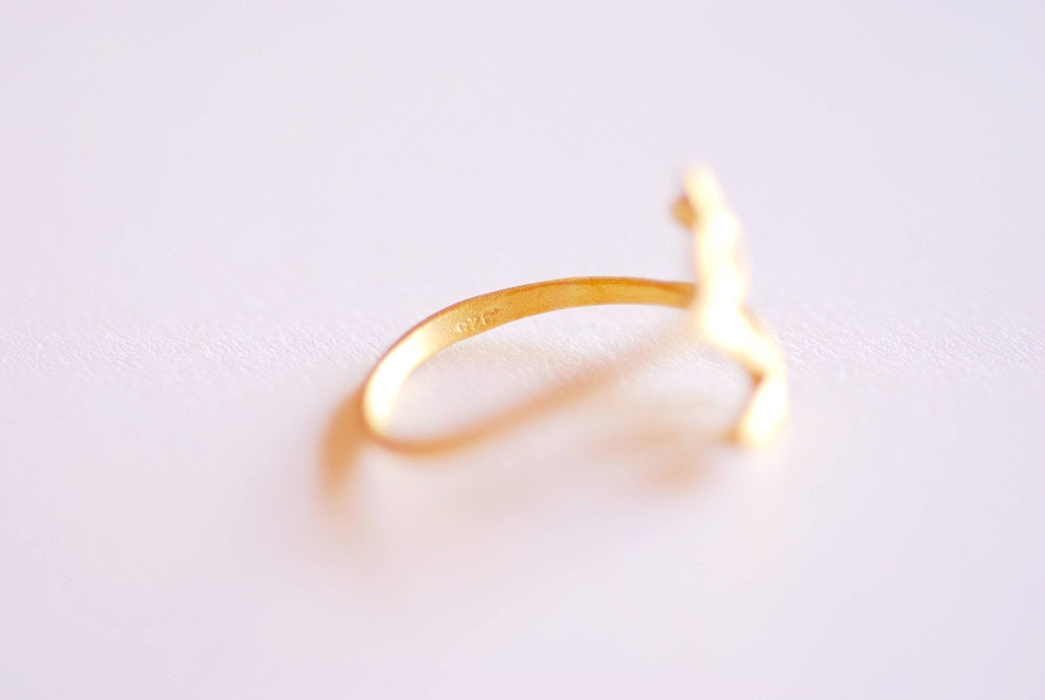 Shiny Gold Leaf Branch Ring, Gold Leaf Ring, Layering Ring, Vine Ring, Laurel Ring, Nature Jewelry, twig ring, branch ring, tree ring, - HarperCrown