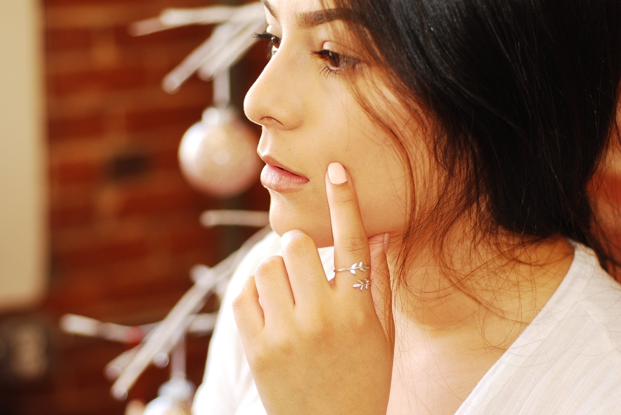 Shiny Pink Rose Gold Leaf Branch Ring, Leaf Ring, Layering Ring, Vine Ring, Laurel Ring, Nature Jewelry, twig ring, branch ring, tree ring, - HarperCrown