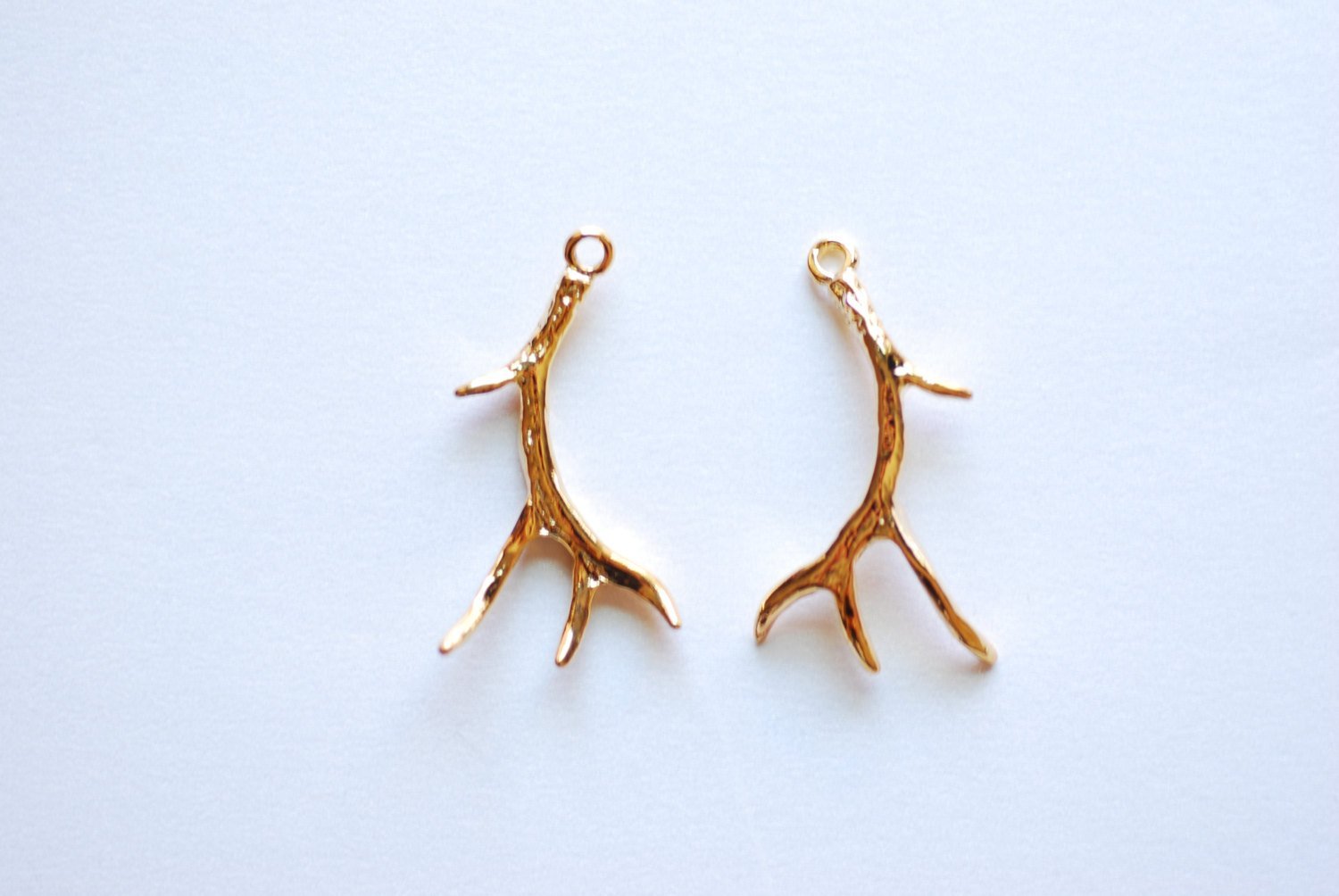 Shiny Vermeil Gold Deer Antler Charm Pendant- 18k gold plated over Sterling Silver Antler, Gold Antlers, hunting charm, Nature Charm, 248SY - HarperCrown