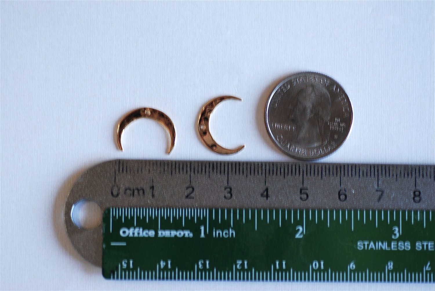 Shiny Vermeil Gold Hammered Crescent Moon Charm Pendant- 18k gold plated over sterling Silver Half Moon, Gold Double Horn Charm, Moon, 246 - HarperCrown