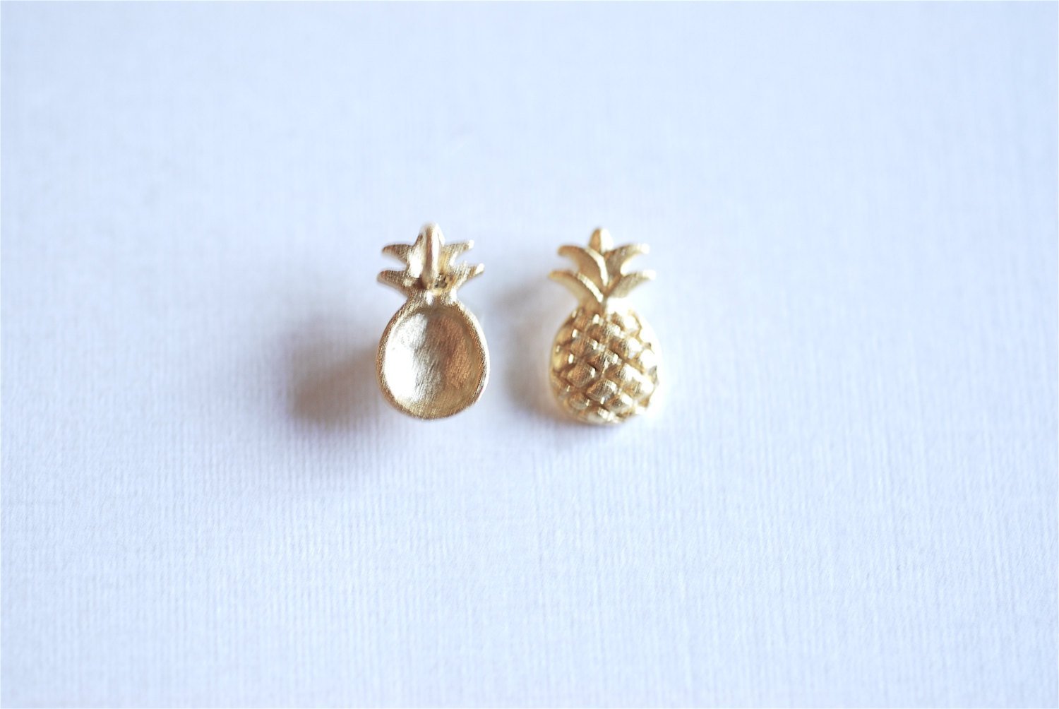 Shiny Vermeil Gold Pineapple Charm Pendant- 18k gold over Sterling Silver Pineapple, Hawaiian Pineapple Pendant, Gold Pine cone Charm, 284 - HarperCrown