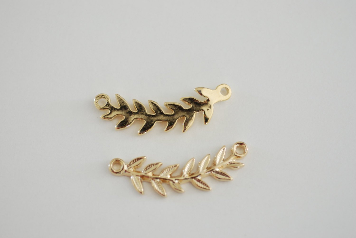 Shiny Vermeil Gold Roman Leaf Connector Charm - leaf link connector, Vermeil Gold Leaf Branch Connector Charm, Gold Twig leaf flower charm - HarperCrown
