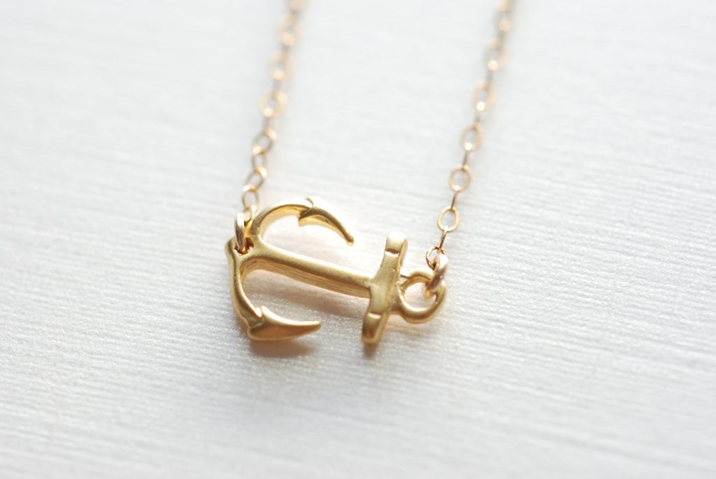 Dainty anchor shop necklace