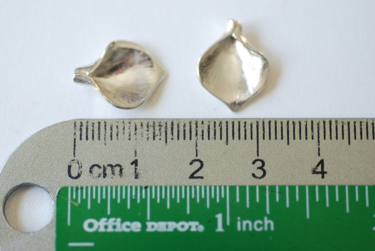 Sterling Silver Calla Lily Petal Charm- 925 Sterling Silver bead cap, bead cone, nature pendant, Sterling Silver Flower Petal Charm, 187 - HarperCrown