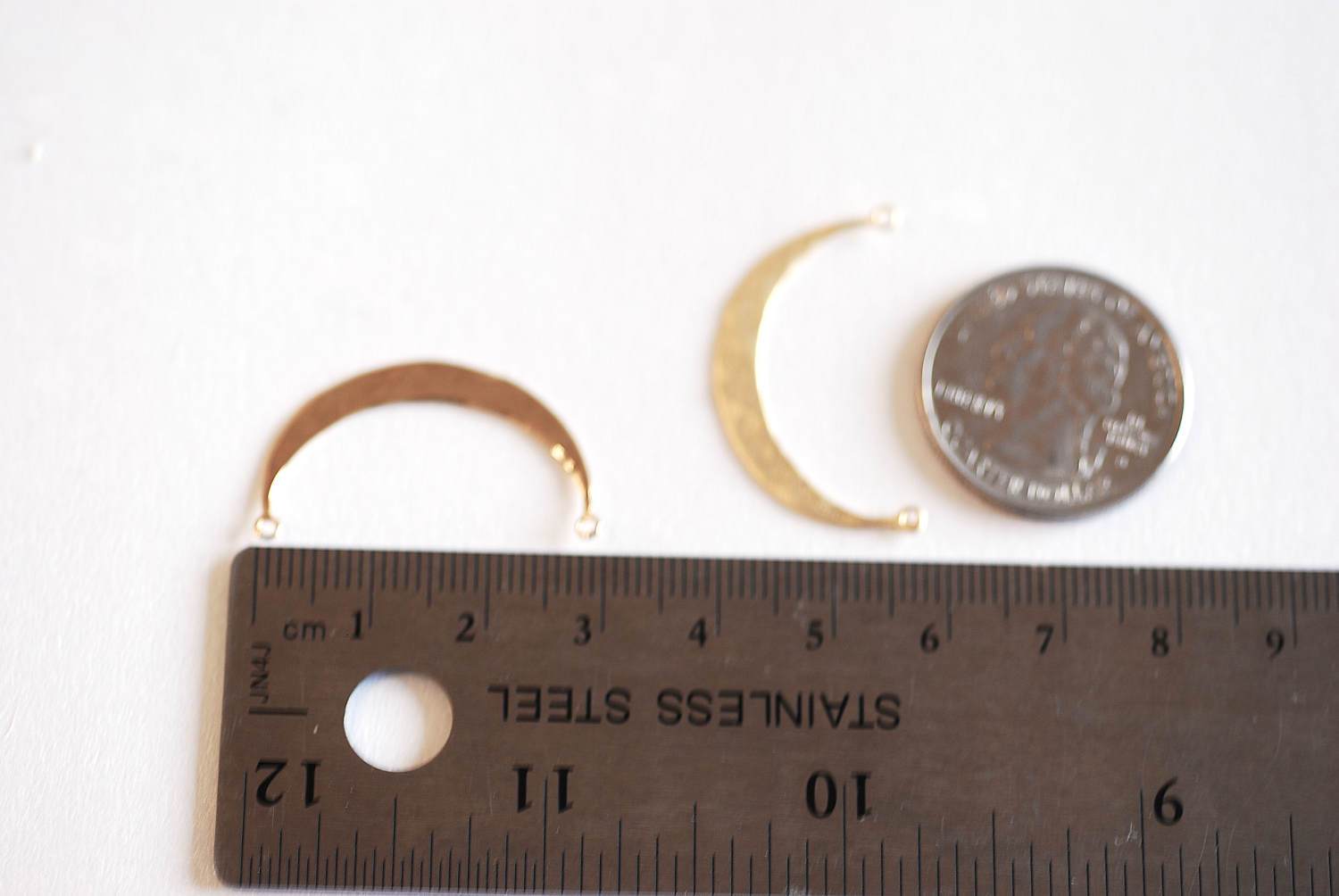 Sterling Silver Hammered Crescent Moon Connector- 925 Silver Hammered Half Moon Link Spacer, Crescent Charm, Hammered Half Circle Connector - HarperCrown