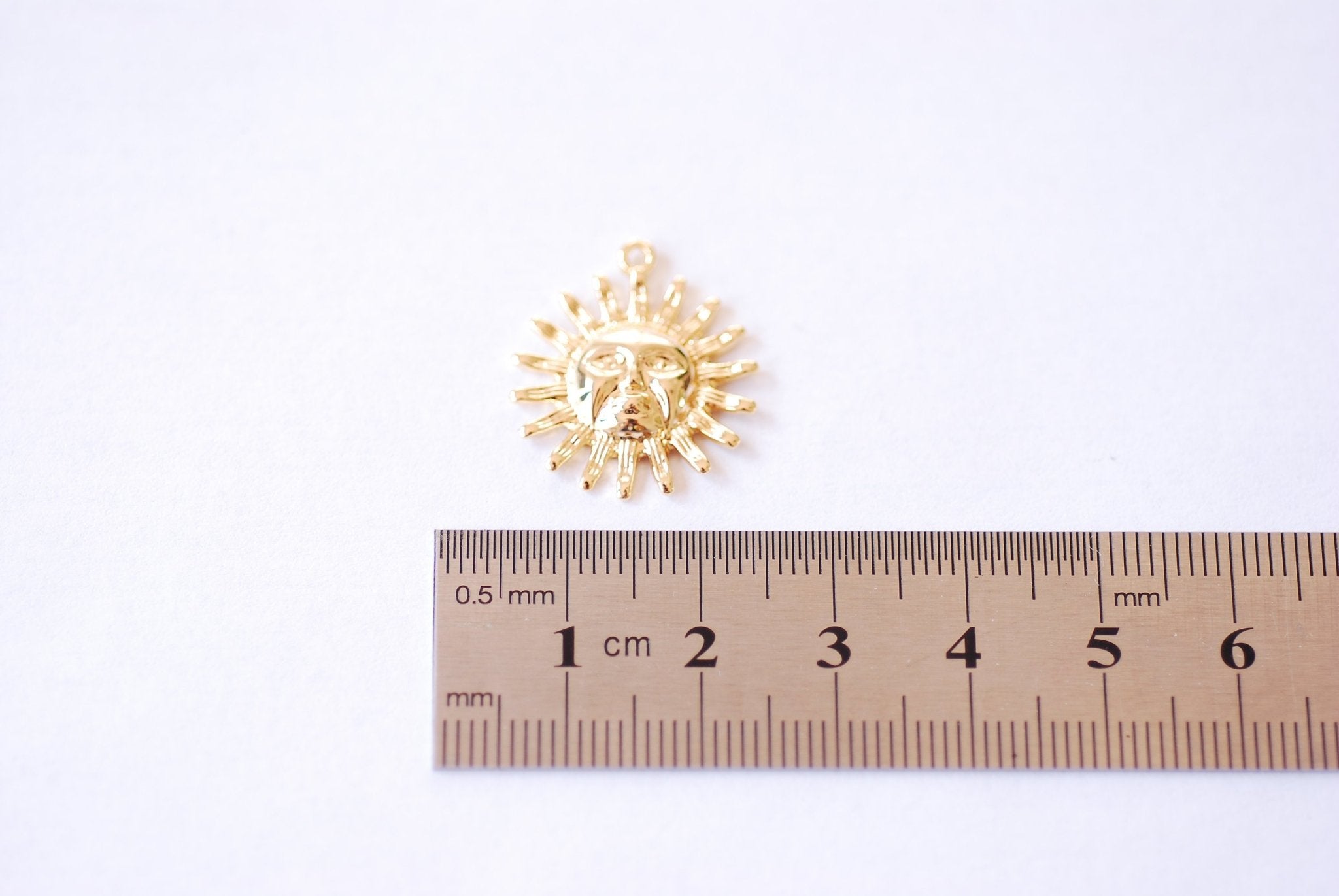 Sunshine Face Charm - 16k gold plated over Brass Sun Ray Smile Face Moon Celestial Sky Pendant Wholesale Brass Charms B171 - HarperCrown