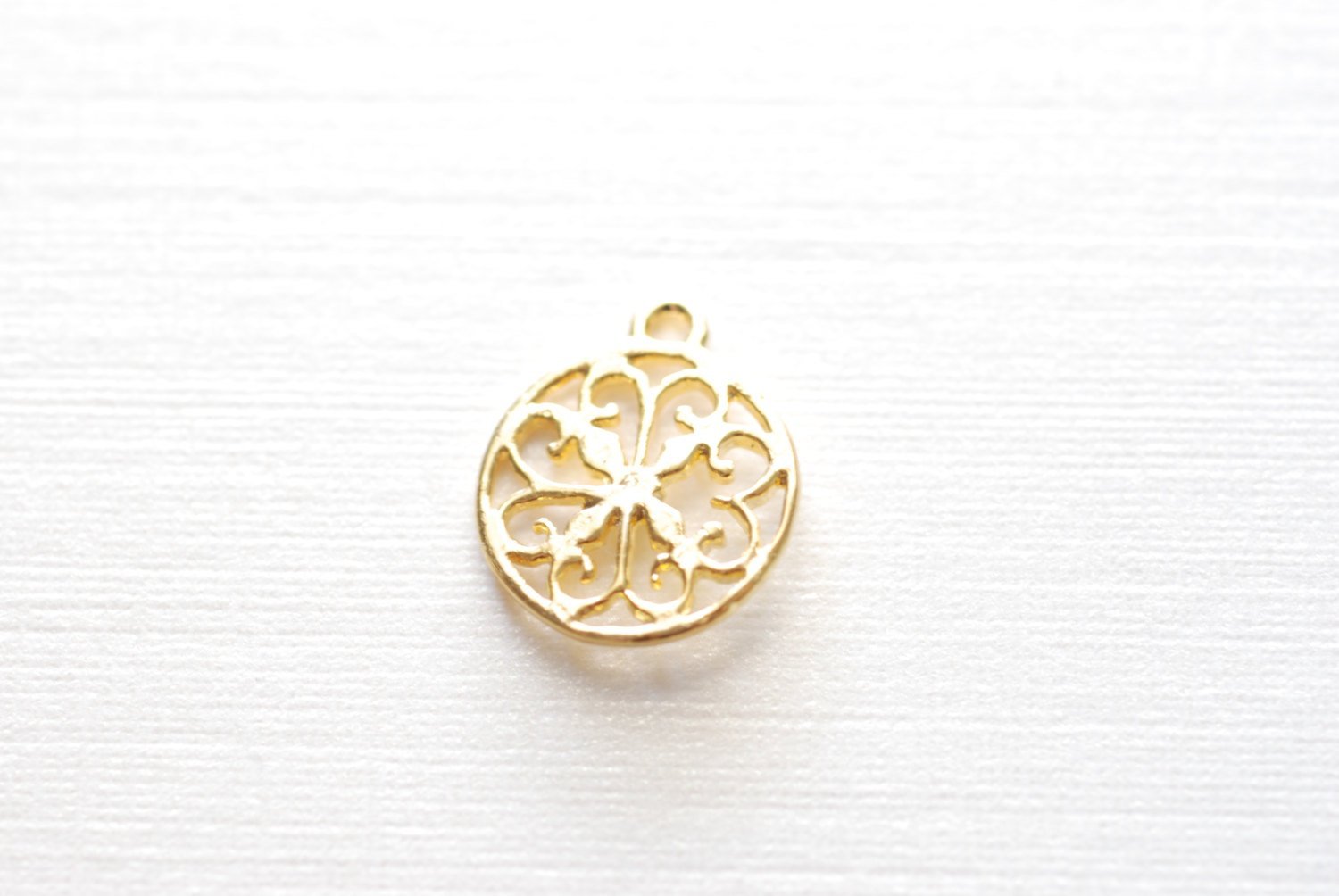 Vermeil Gold Round Charm, Filigree Round Pendant, 18k gold plated over sterling Silver Filigree Round Charm, wholesale gold charms, 83 - HarperCrown