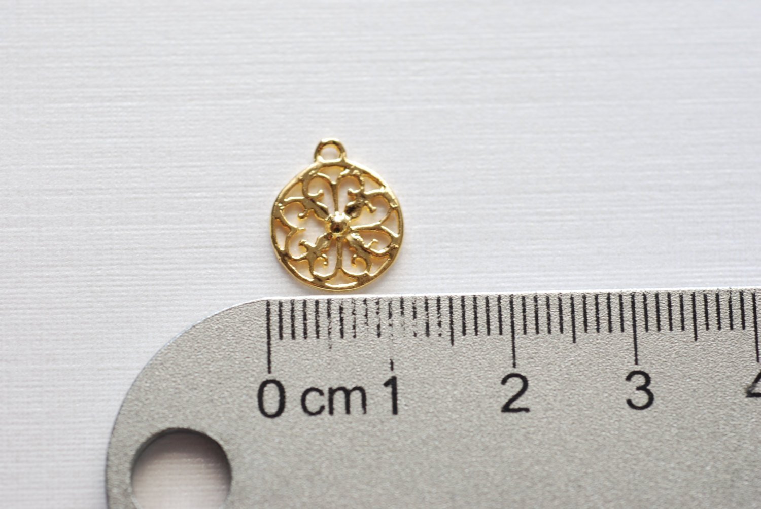Vermeil Gold Round Charm, Filigree Round Pendant, 18k gold plated over sterling Silver Filigree Round Charm, wholesale gold charms, 83 - HarperCrown