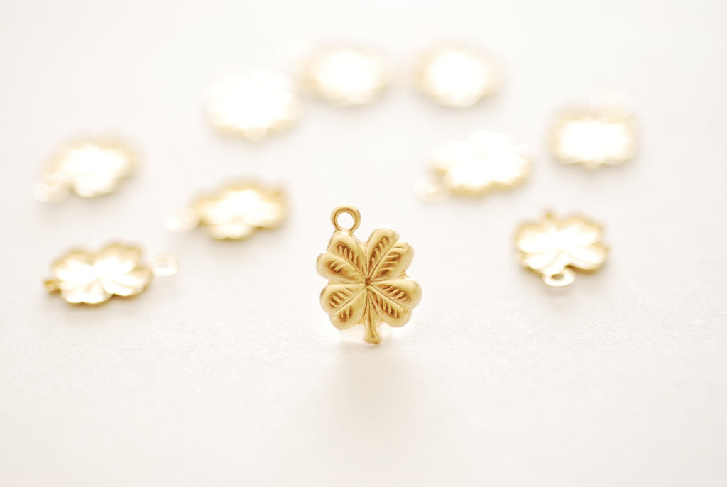 Shamrock discount charms bulk