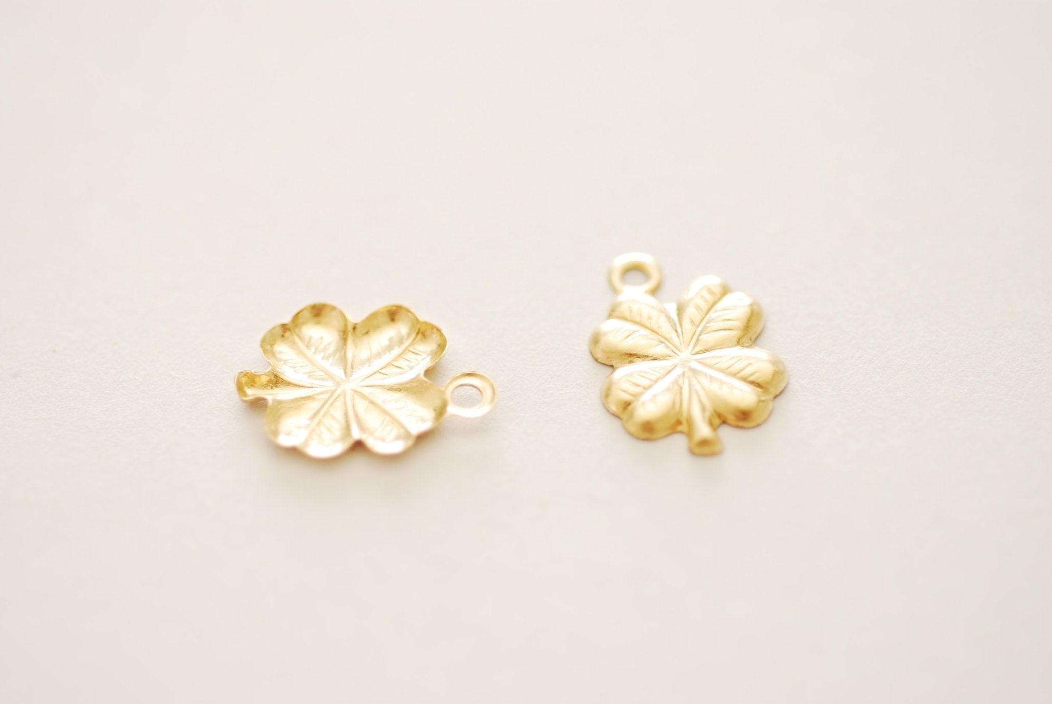 Wholesale Gold Filled Four Leaf Clover Drop Charm l Permanent Jewelry Lucky Irish Shamrock Clover Flower Charm - HarperCrown