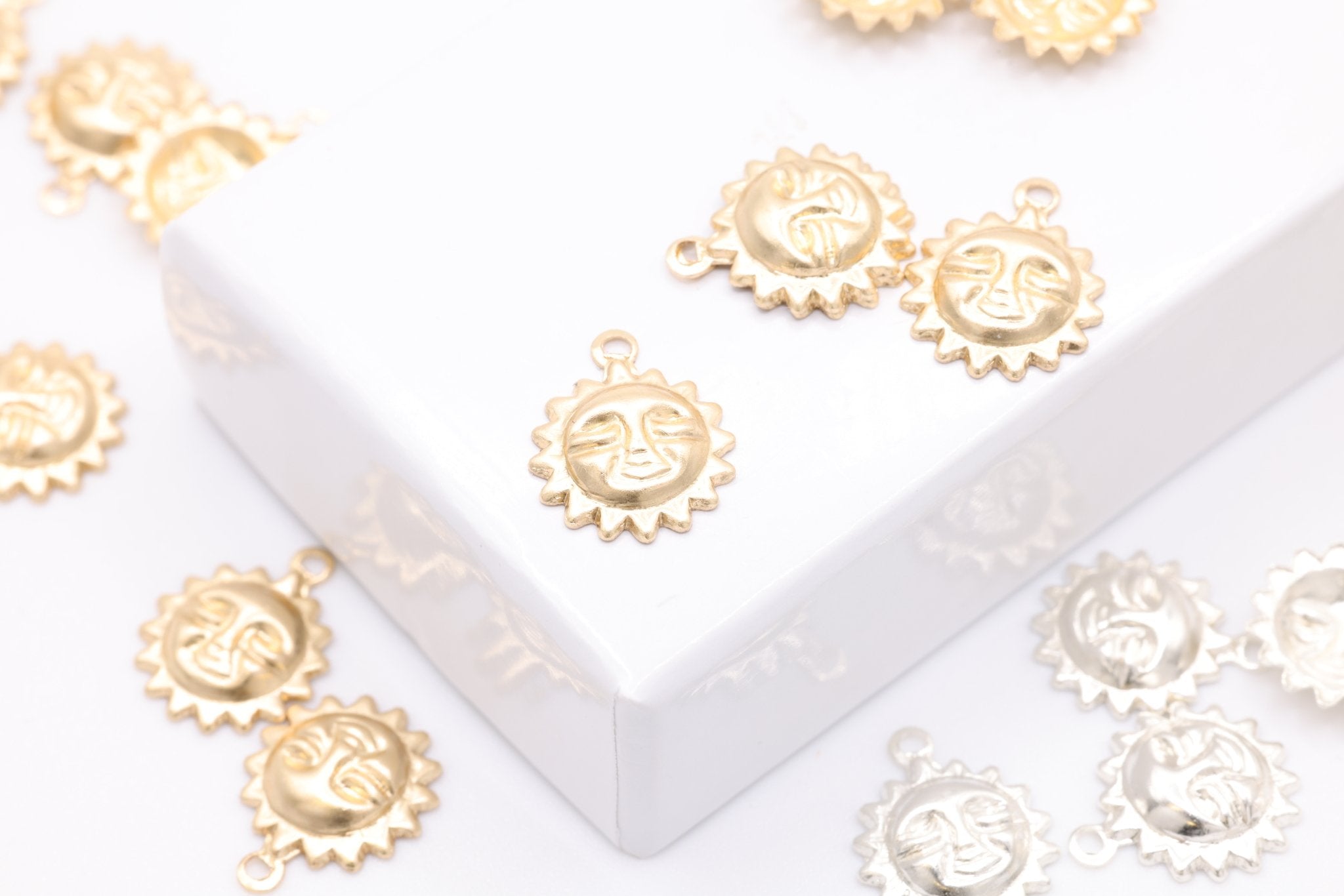14K Gold Wholesale Filled Sun Face Charm, 14K Gold Filled, Sterling Silver, 14K Solid Gold, Celestial Charm - HarperCrown