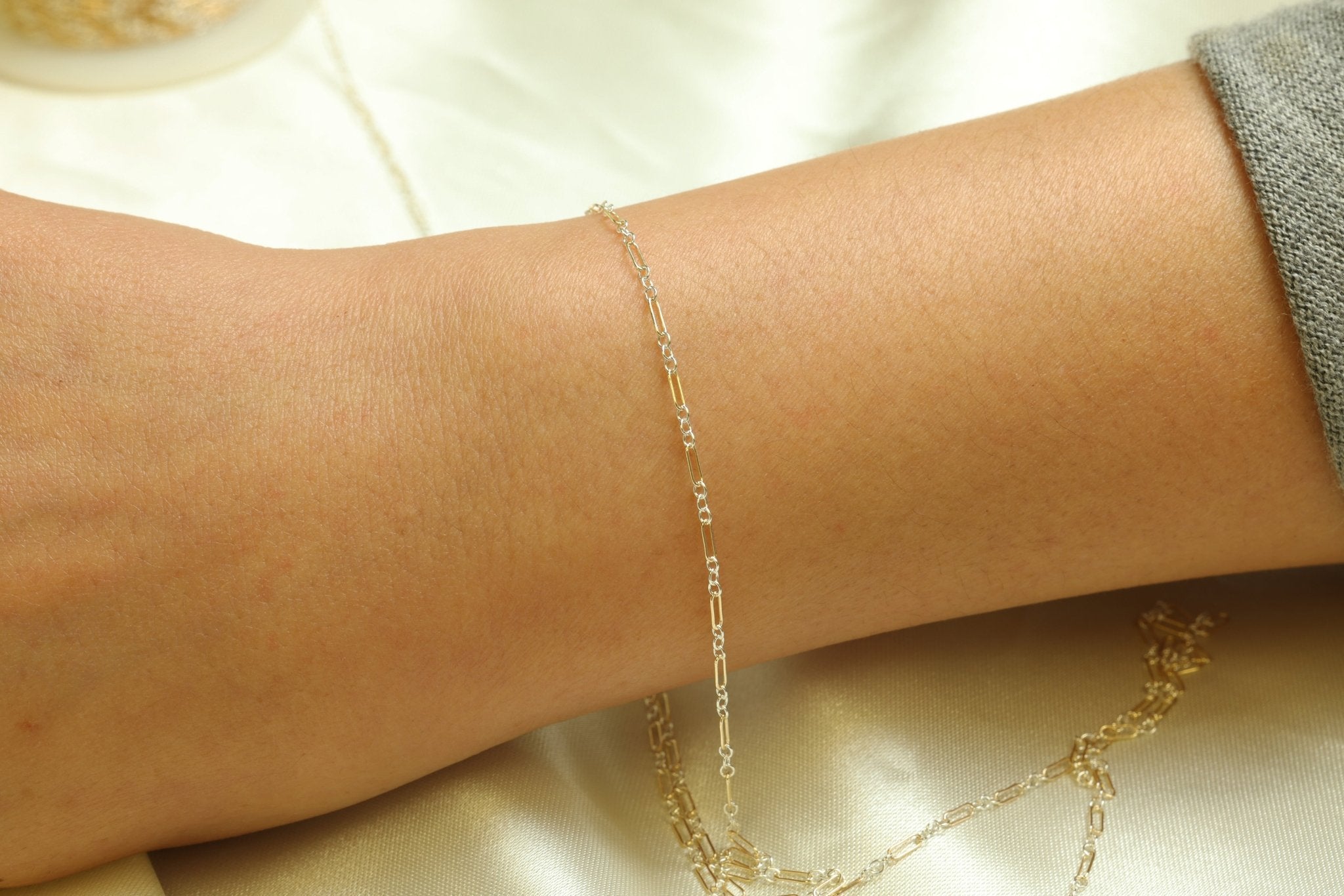 1.5mm x 4.5mm Long & Short Two Tone Chain, 14/20 Gold - Filled and 925 Sterling Silver, Wholesale, Pay Per Foot, 1 & 3 Link Jewelry Making Chain - HarperCrown