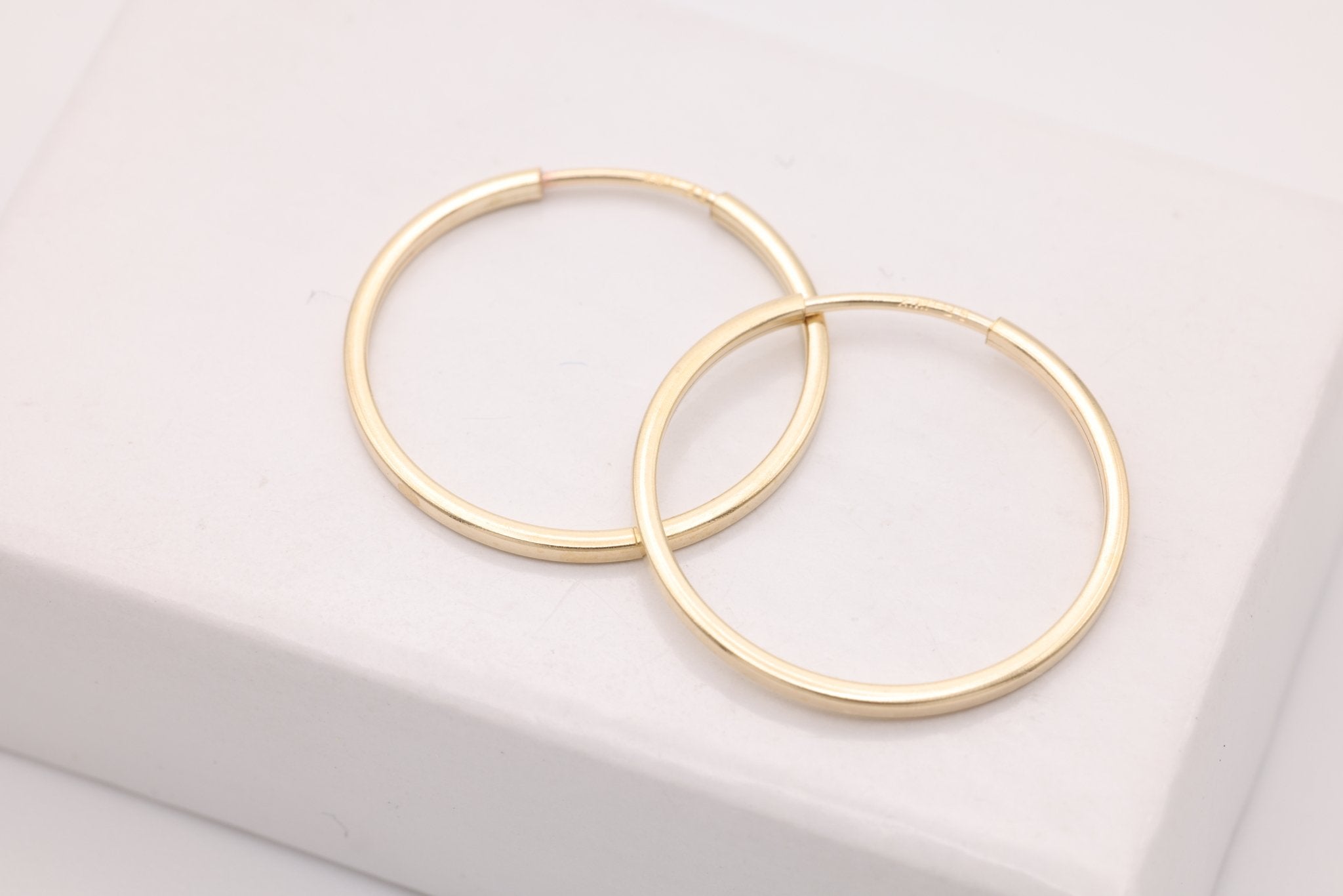 17mm Endless Hoop Earrings, 14K Gold - Filled, Minimalist Delicate Earrings, Wholesale Jewelry Earrings - HarperCrown
