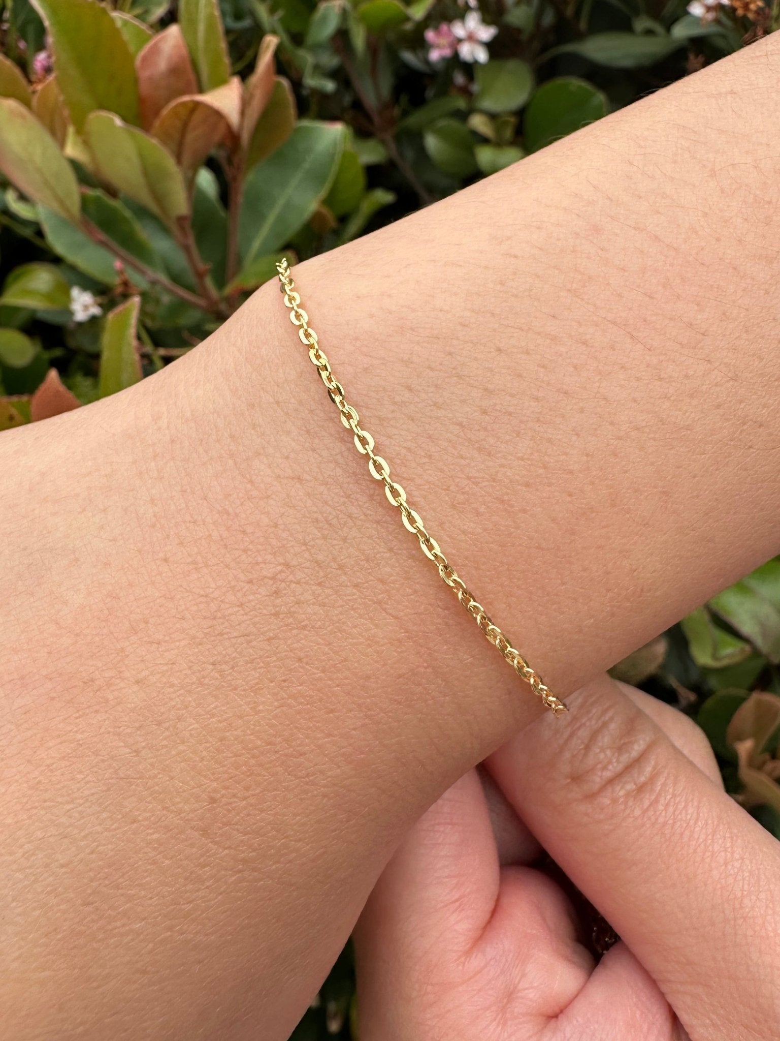 1.7mm x 2.4mm Flat Oval Cable Chain, 14/20 Gold - Filled, Wholesale, Pay Per Foot, Jewelry Making Chain - HarperCrown