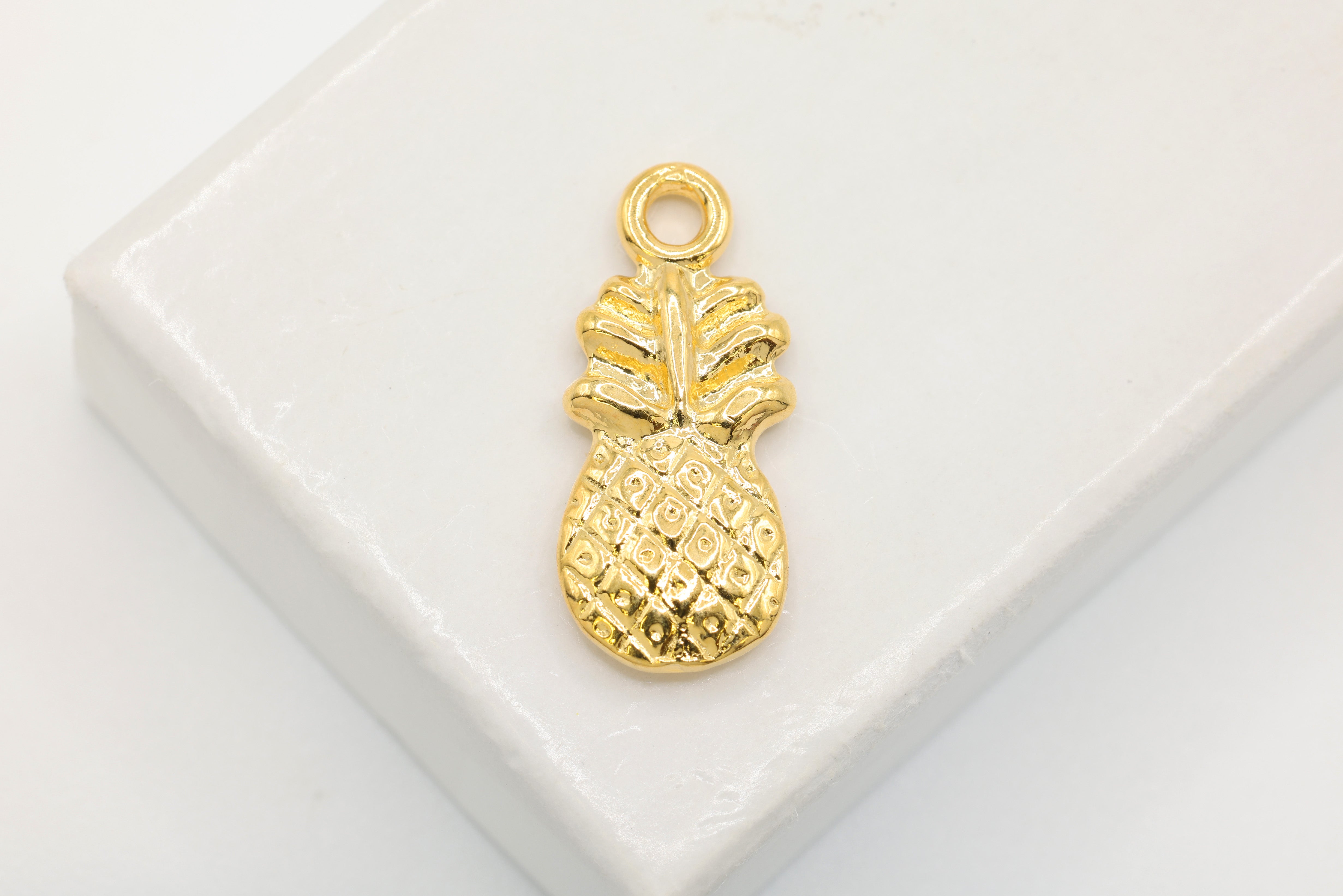 Pineapple Charm, Gold-Plated Sterling Silver, 20mm x 9mm, Hawaiian Pineapple Dole Charm Pendant, Pineapple Charm, Fruit Charm