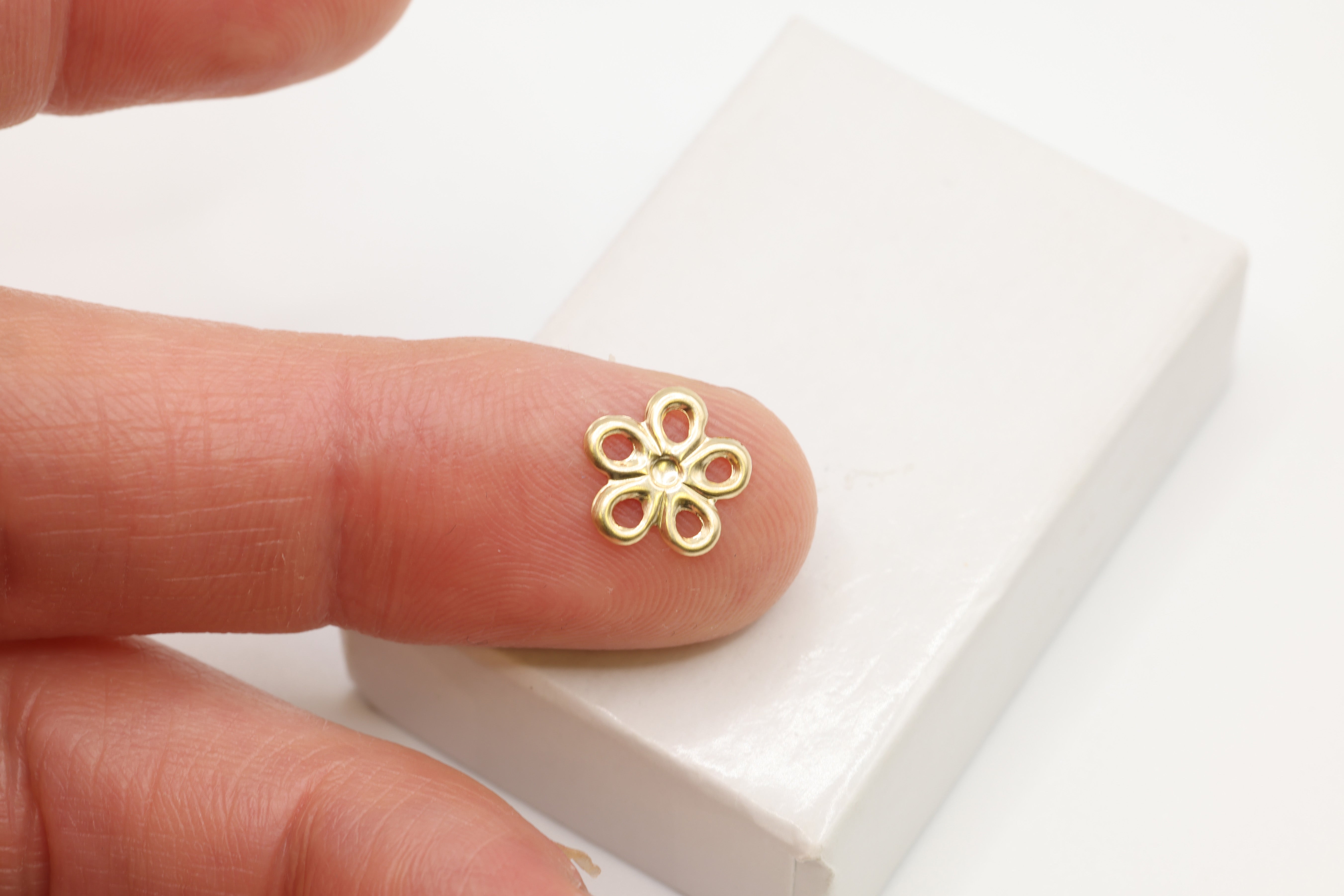 Flower Connector Charm, Wholesale, 14/20 Gold-Filled, 10mm x 10mm, Hawaiian Plumeria Daisy Flower Charm, Bulk DIY Wholesale Jewelry Making Charm