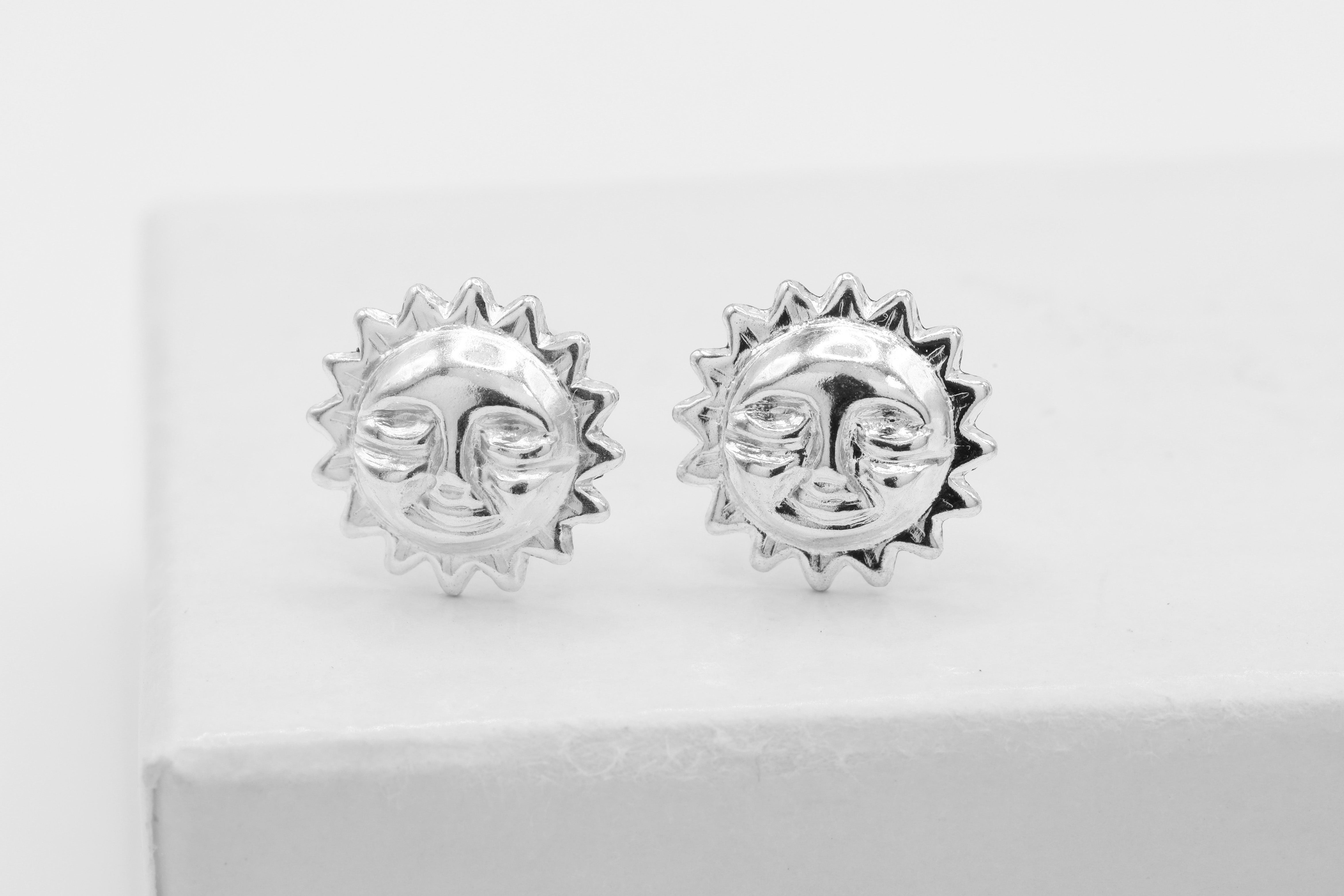 Sun Face Stud Earring, 925 Sterling Silver, 9mm x 9mm, Wholesale, Jewelry Earrings