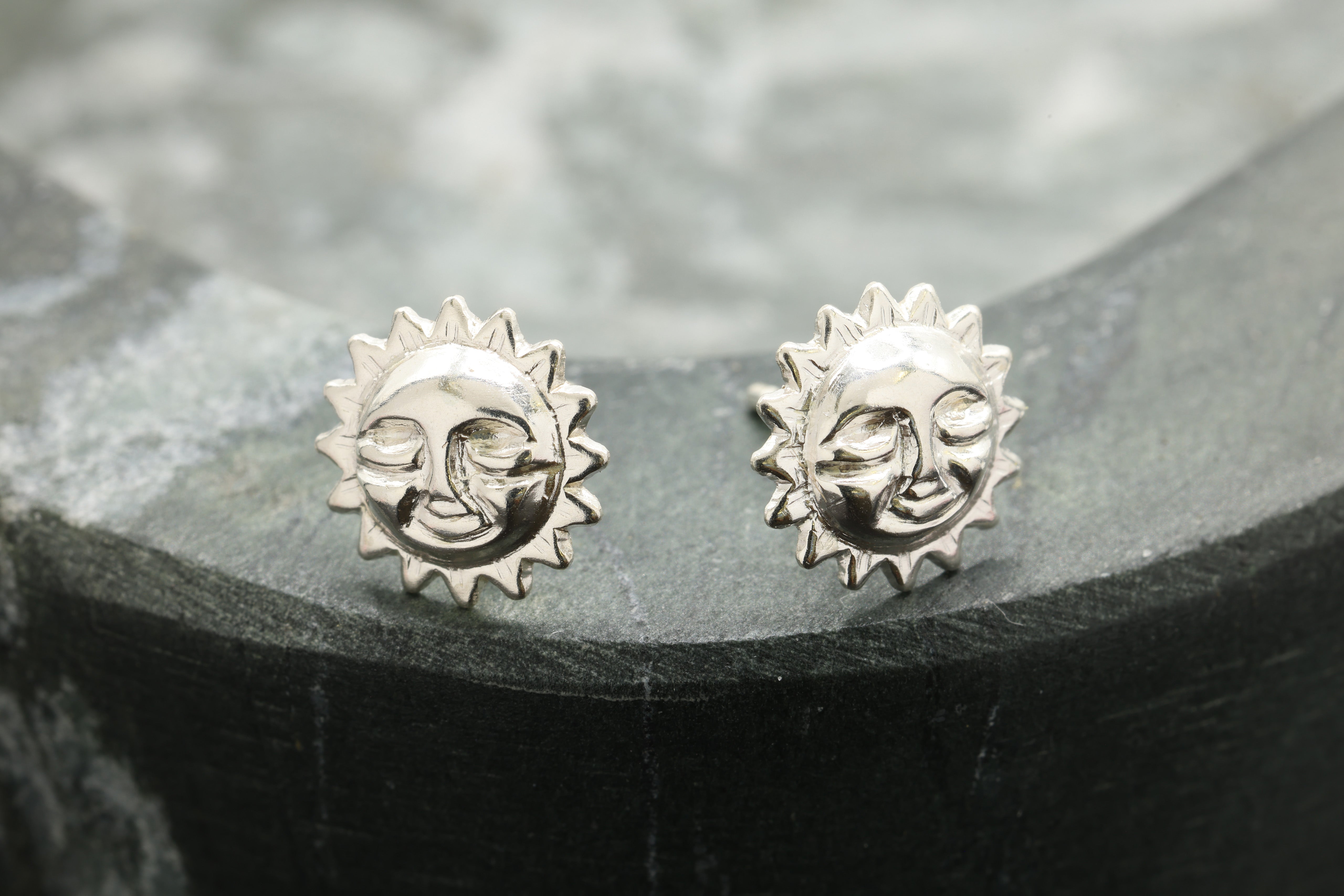 Sun Face Stud Earring, 925 Sterling Silver, 9mm x 9mm, Wholesale, Jewelry Earrings