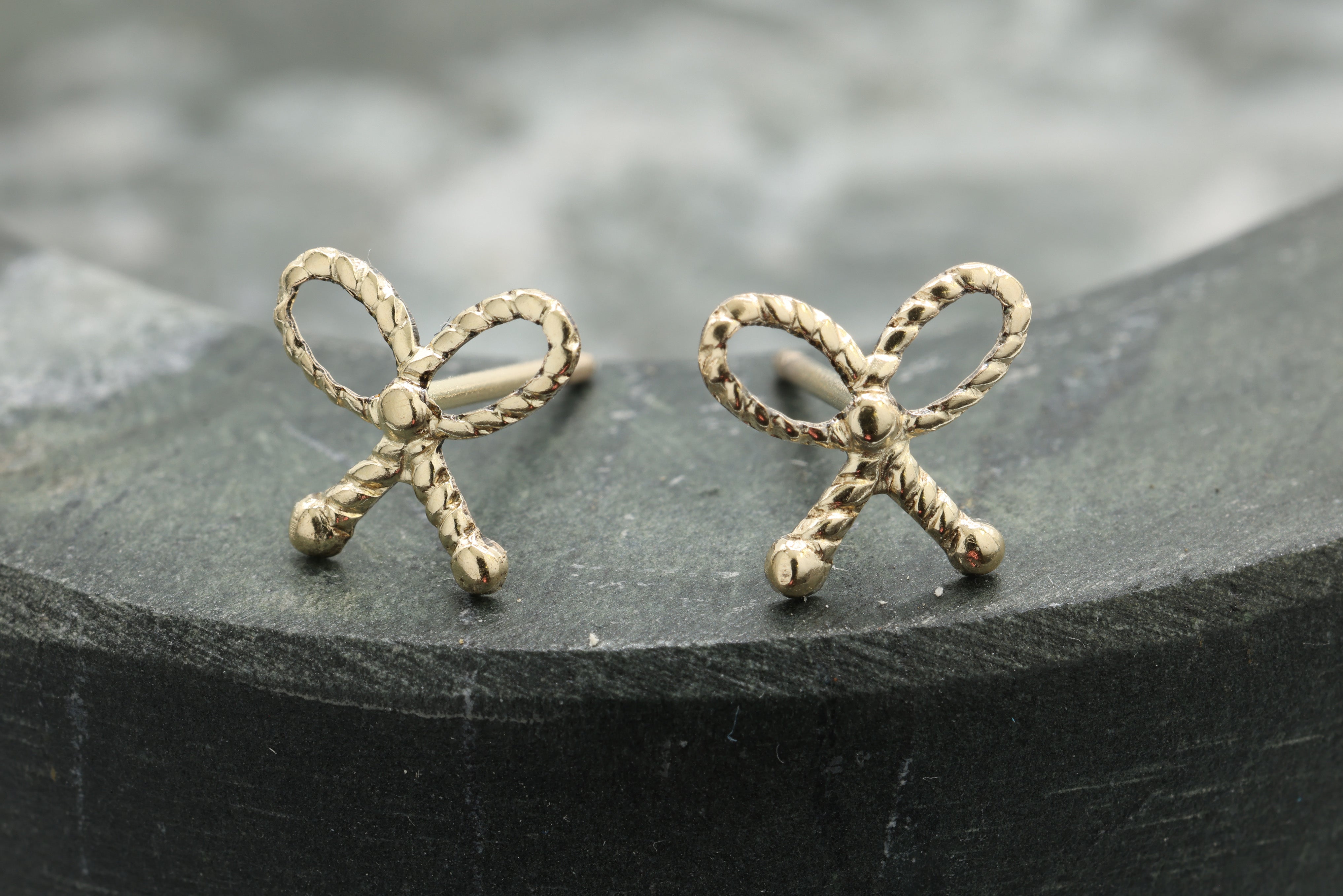 Ribbed Bow Stud Earring, 14/20 Gold-Filled, 8mm x 8mm, Wholesale, Jewelry Earrings