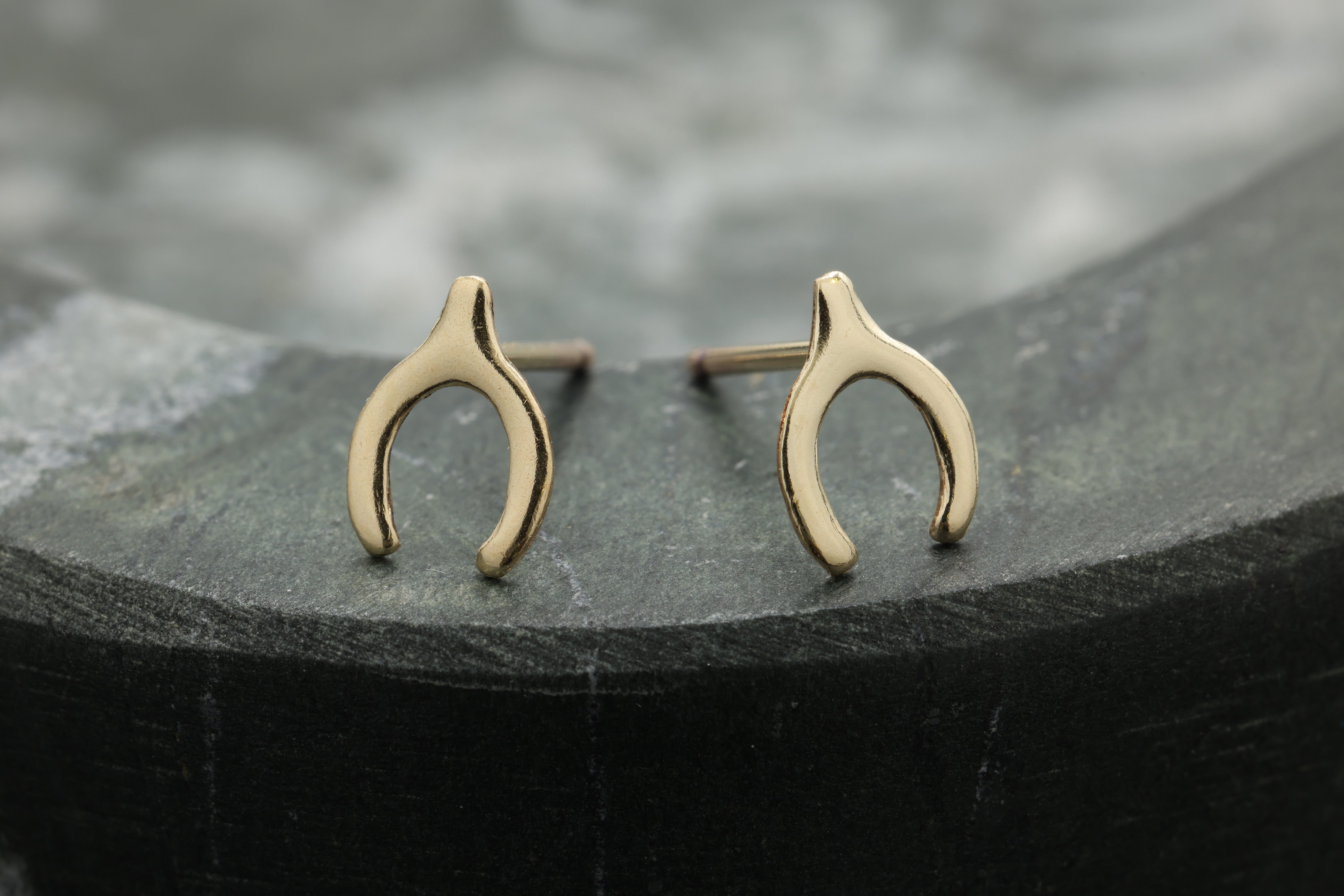 Wishbone Stud Earring, 14/20 Gold-Filled, 8mm x 5mm, Wholesale, Dainty Minimalist Jewelry Earrings