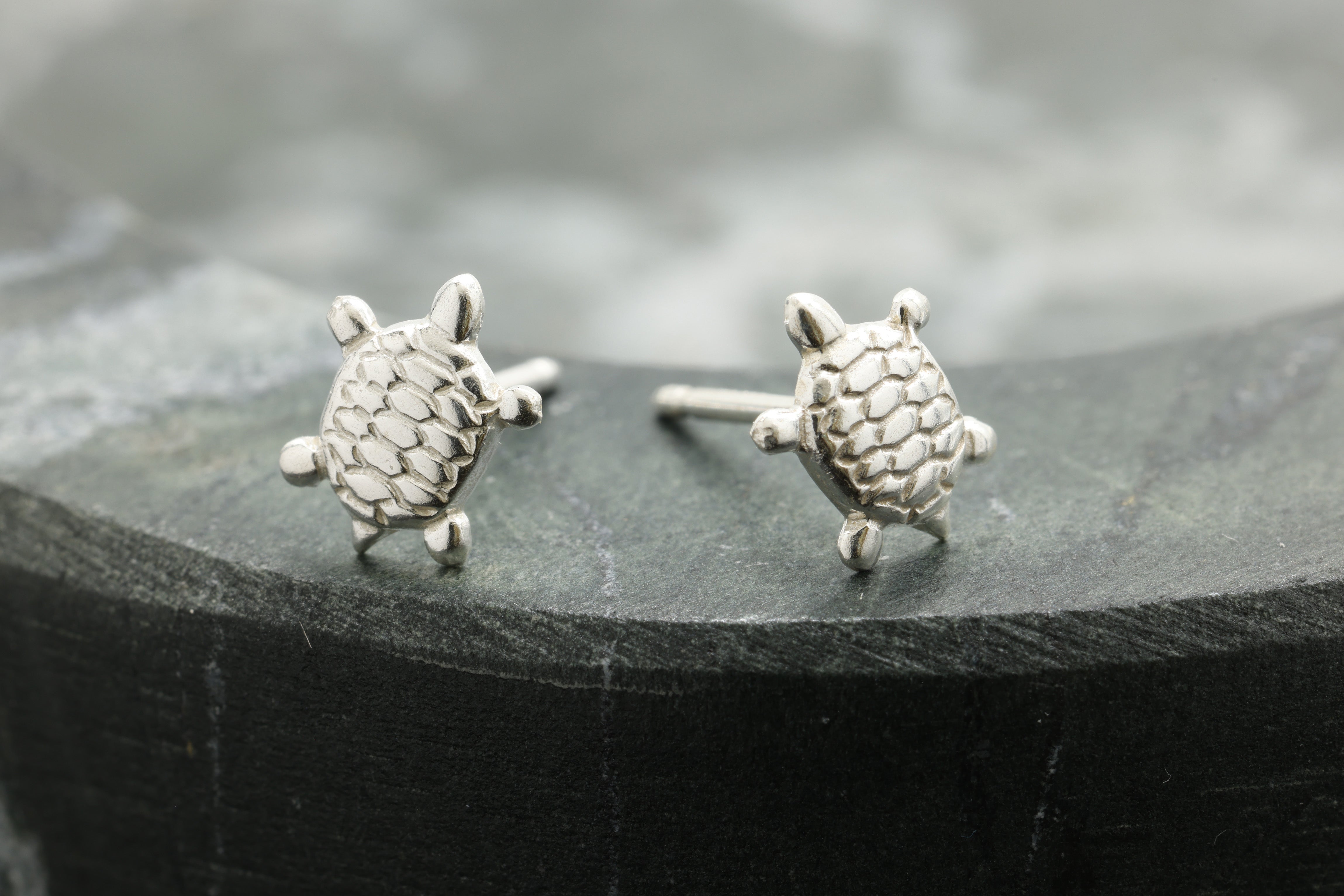 Turtle Stud Earring, 925 Sterling Silver, 8mm x 5mm, Wholesale, Sea Turtle Dainty Minimalist Jewelry Earrings