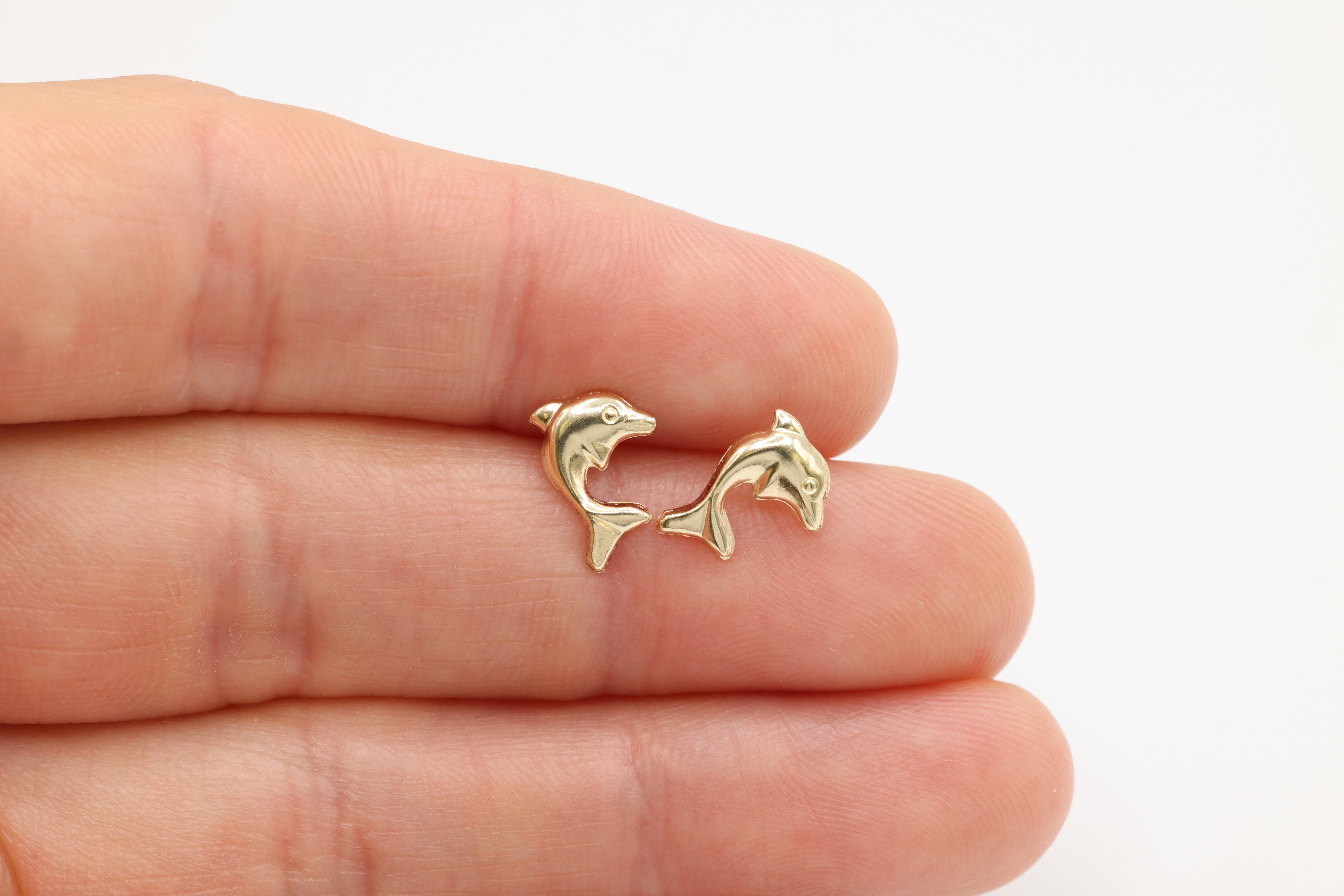 Dolphin Stud Earring, 14/20 Gold-Filled, 10mm x 8mm, Wholesale, Sealife Dainty Minimalist Jewelry Earrings
