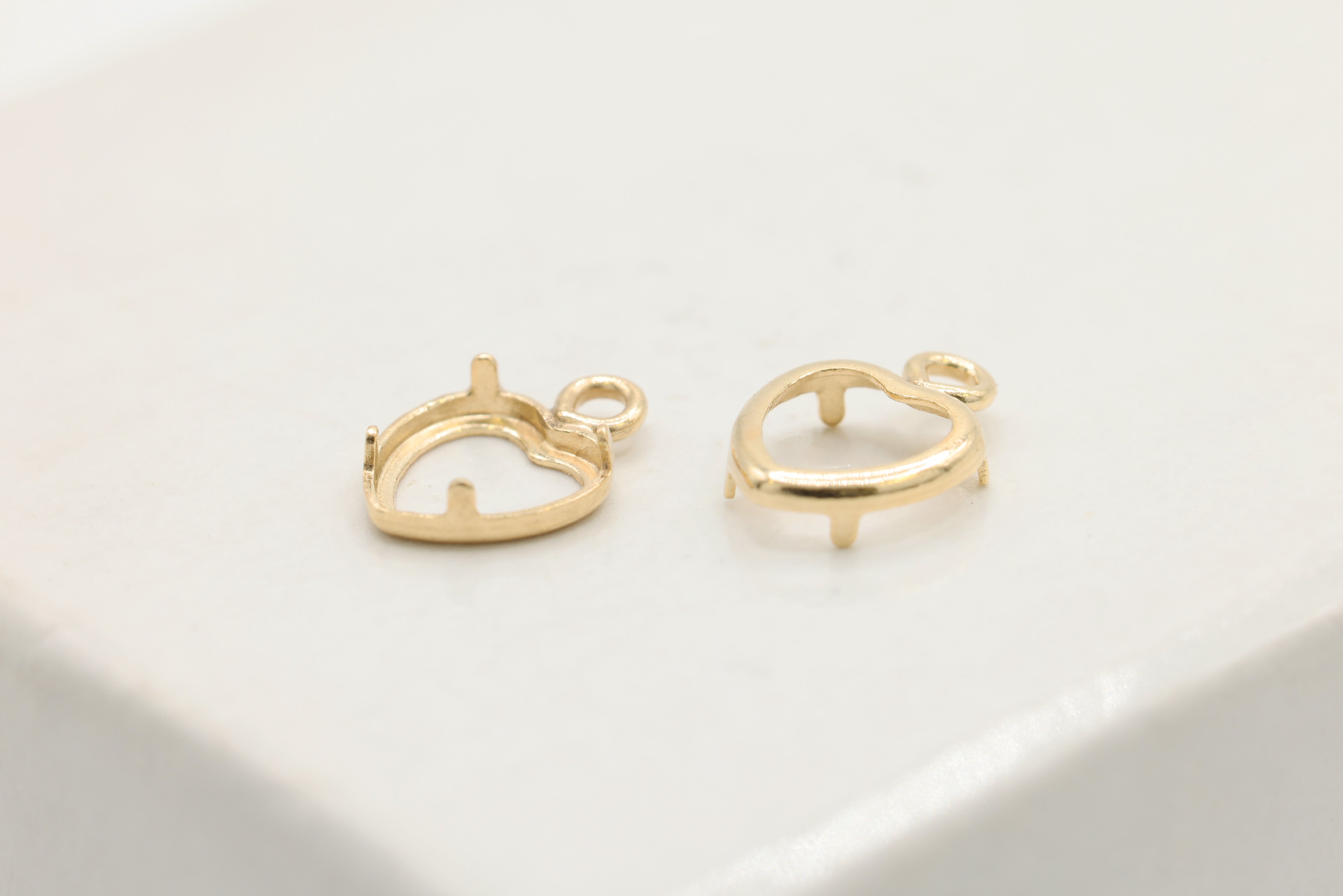 Heart Bezel Self Set Bracket Charm, 14/20 Gold-Filled, 4mm x 4mm, Wholesale, Jewelry Making Charm