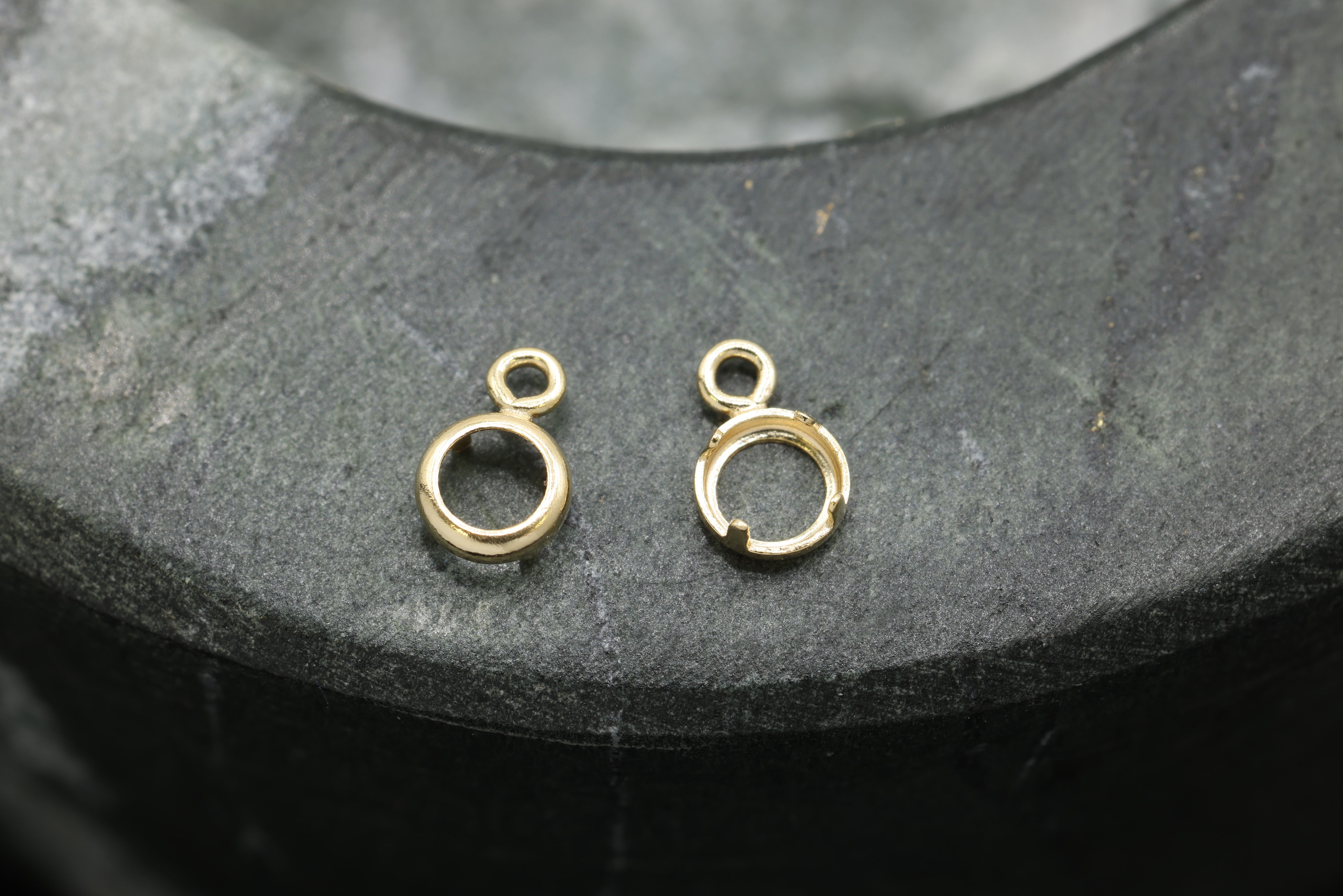 Round Bezel Self Set Bracket Charm, 14/20 Gold-Filled, 3mm, Wholesale, Jewelry Making Charm