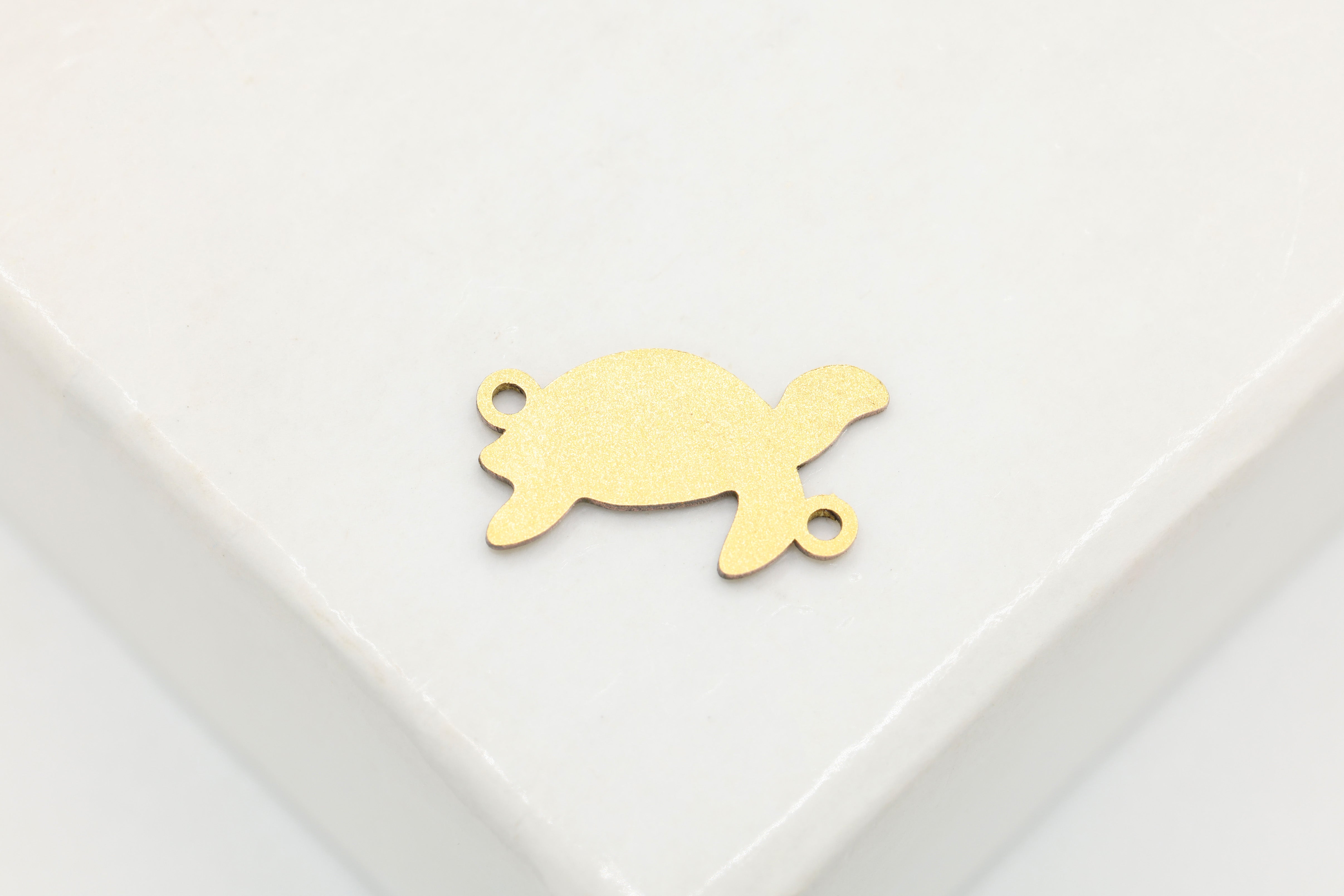 Turtle Connector Charm, 14/20 Gold-Filled, 10mm x 5mm, Wholesale, Sea Turtle, Jewelry Making Charm