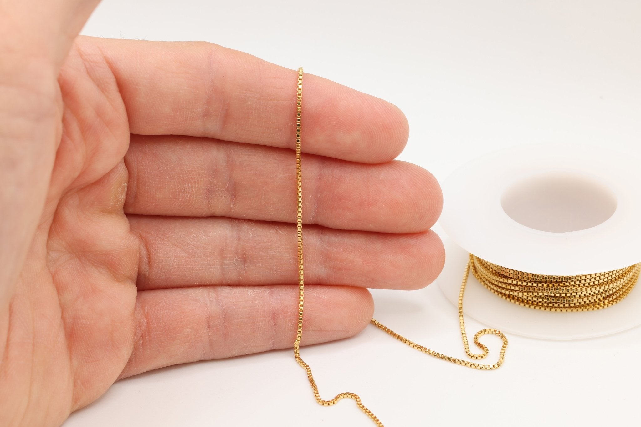 1mm Box Chain, 14/20 Gold - Filled, Wholesale, Pay Per Foot, Jewelry Making Chain - HarperCrown