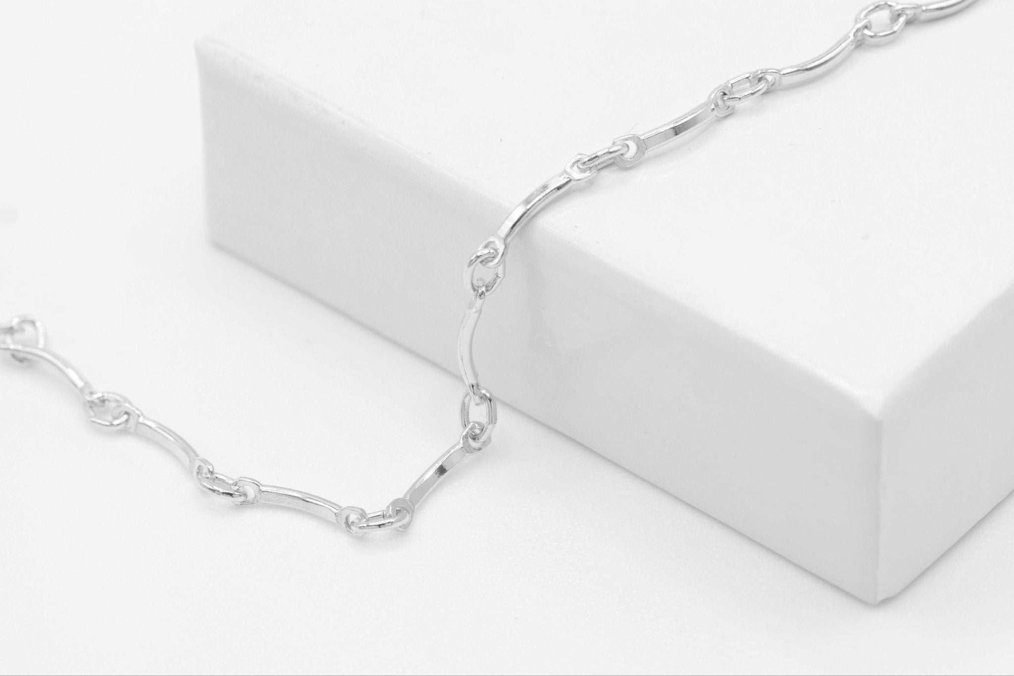 1mm x 8mm Curved Bar Chain, 925 Sterling Silver, Wholesale, Pay Per Foot, Jewelry Making Chain - HarperCrown