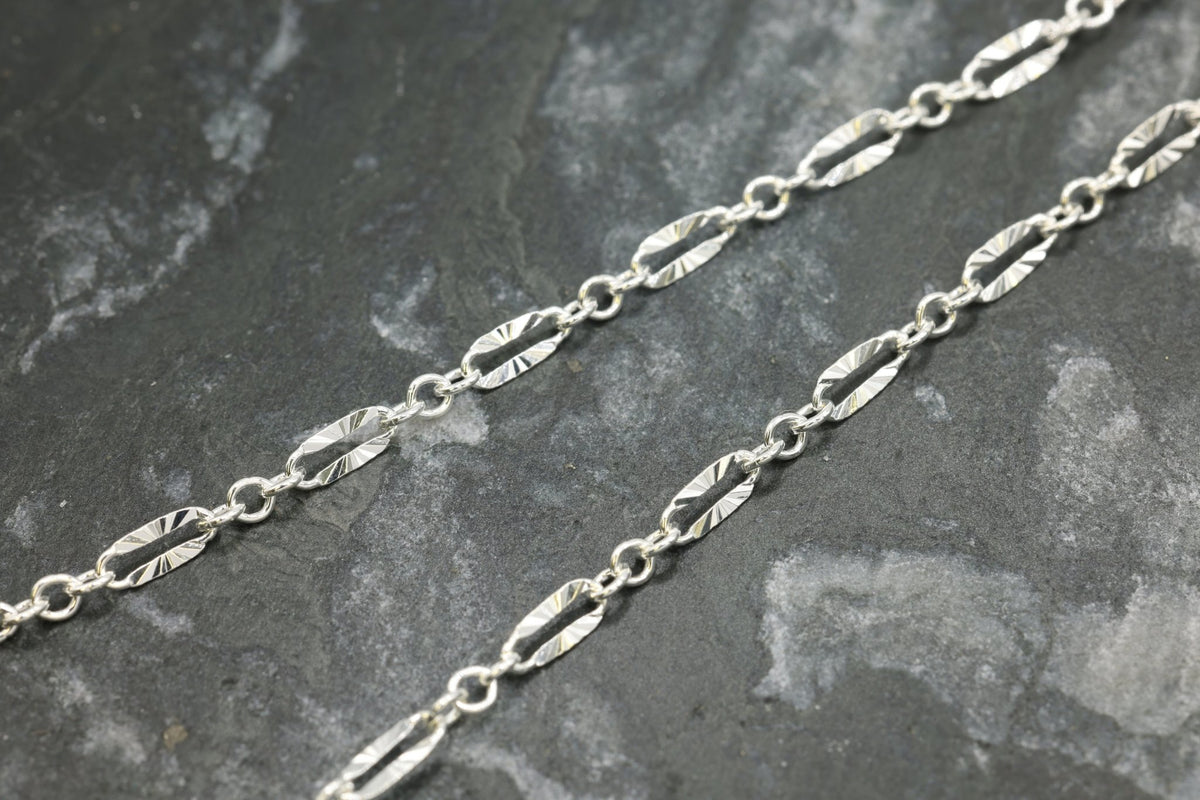 2.4mm x 6.6mm Starburst Cable Chain, 925 Sterling Silver, Wholesale, Pay Per Foot, Jewelry Making Chain - HarperCrown