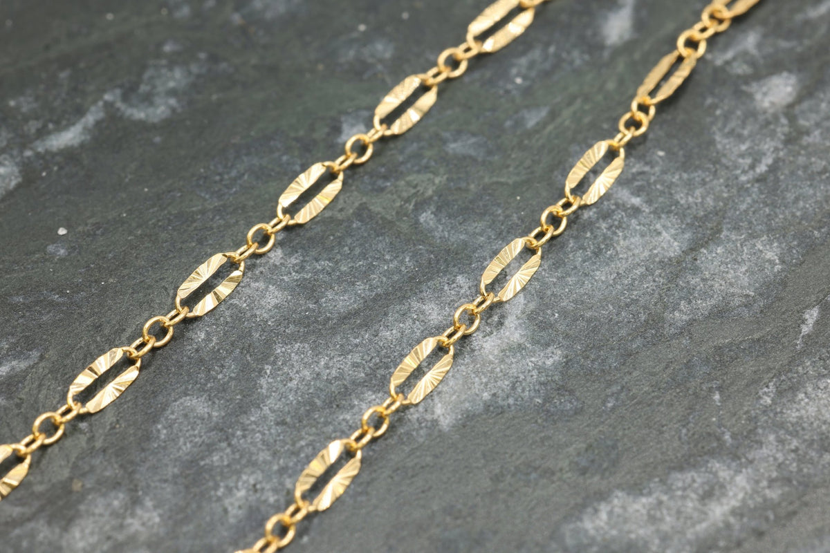 2.5mm x 5.5mm Starburst Cable Chain, 14/20 Gold-Filled, Wholesale, Pay Per Foot, Jewelry Making Chain - HarperCrown