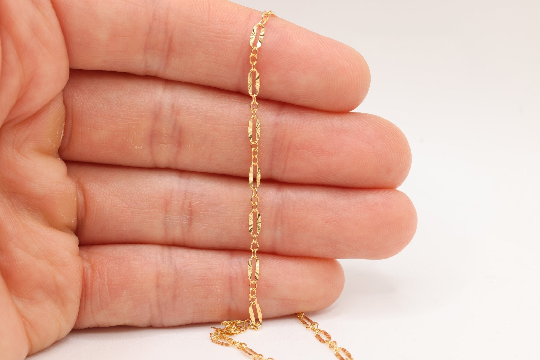 2.5mm x 5.5mm Starburst Cable Chain, 14/20 Gold-Filled, Wholesale, Pay Per Foot, Jewelry Making Chain - HarperCrown
